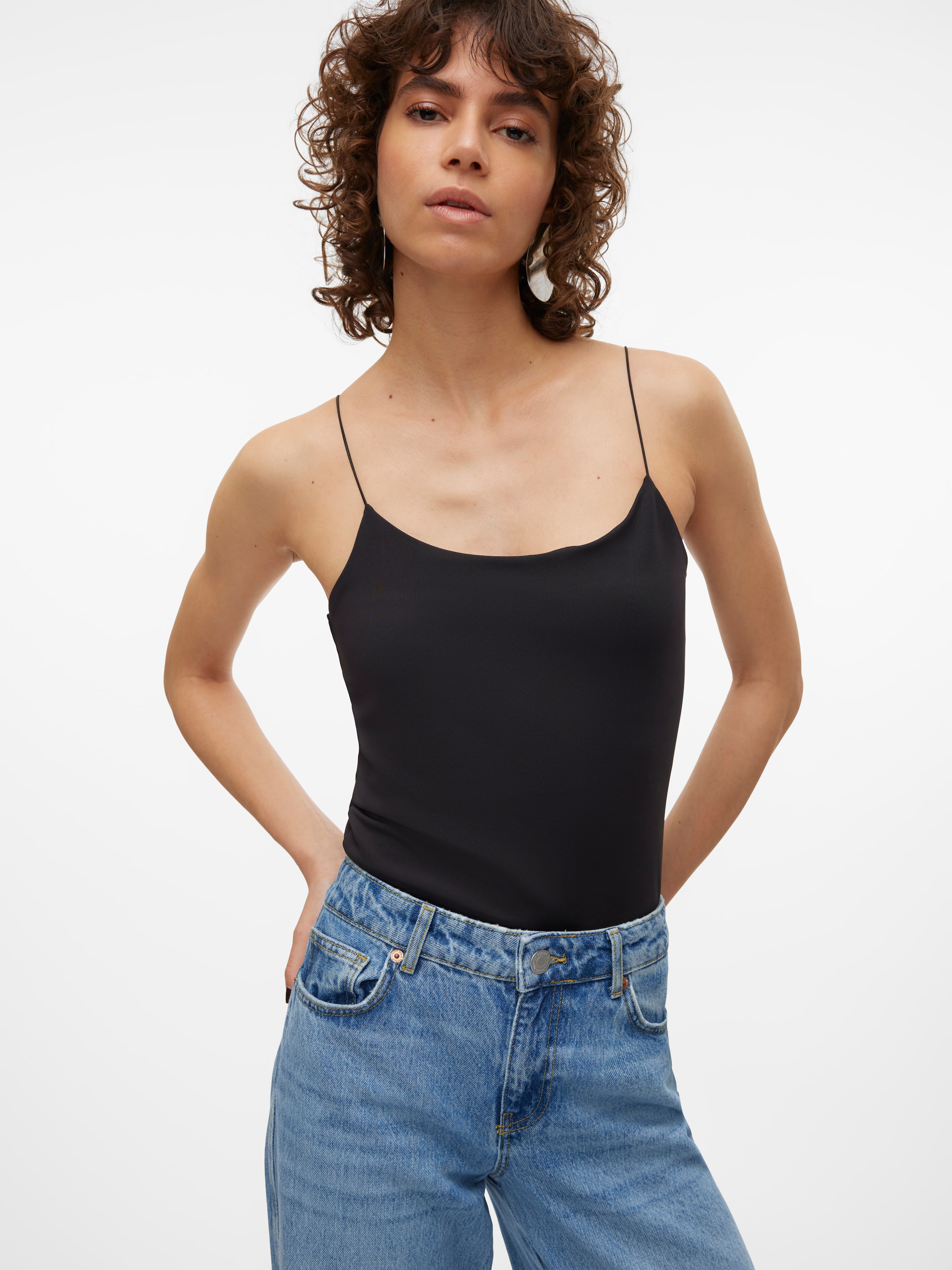 Vero Moda Top à bretelles spaghetti »VMMILLION SHORT SINGLET TOP JRS NOOS« Materialmix