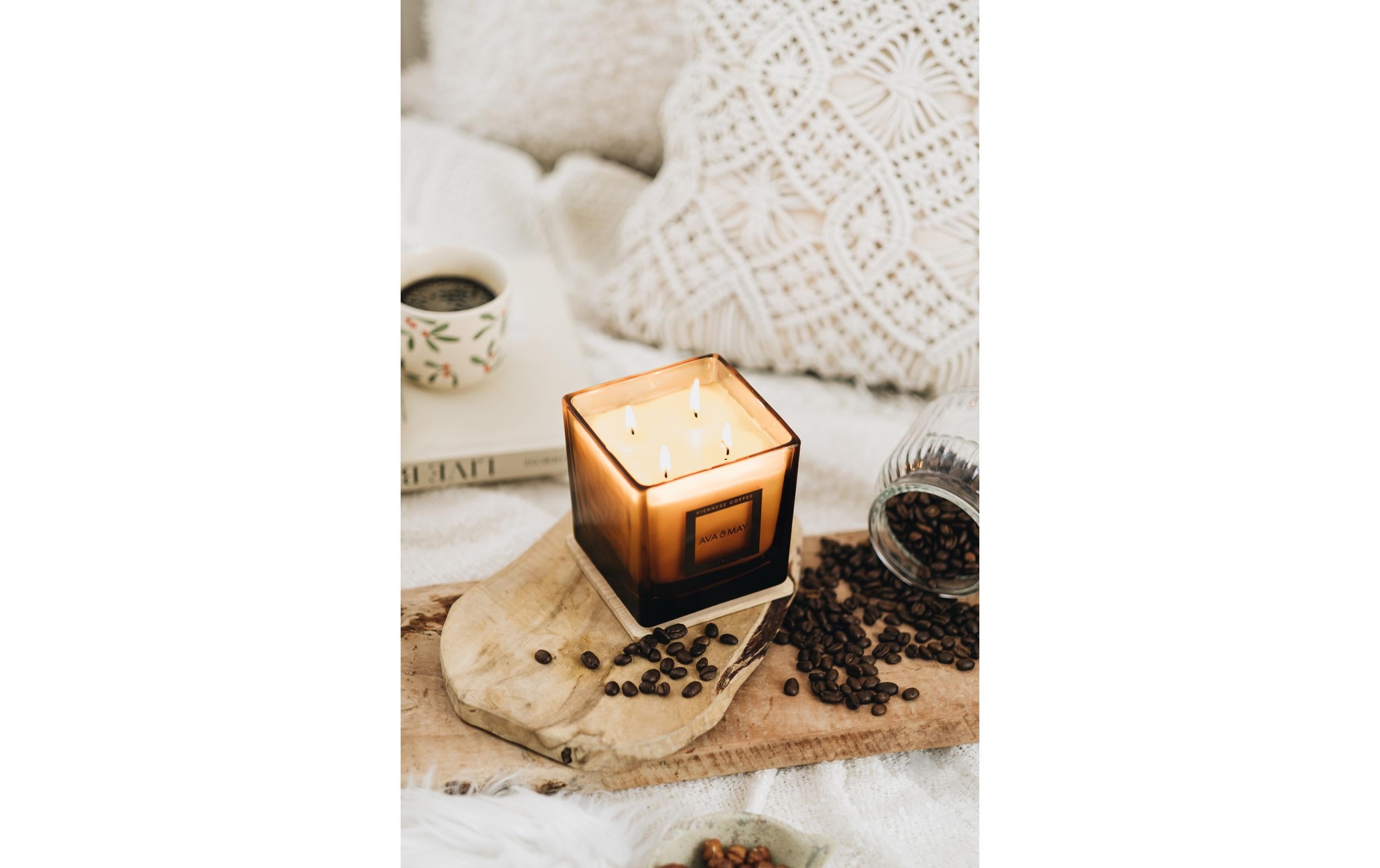 AVA & MAY Duftkerze »Niennesse Coffee, 550 g«