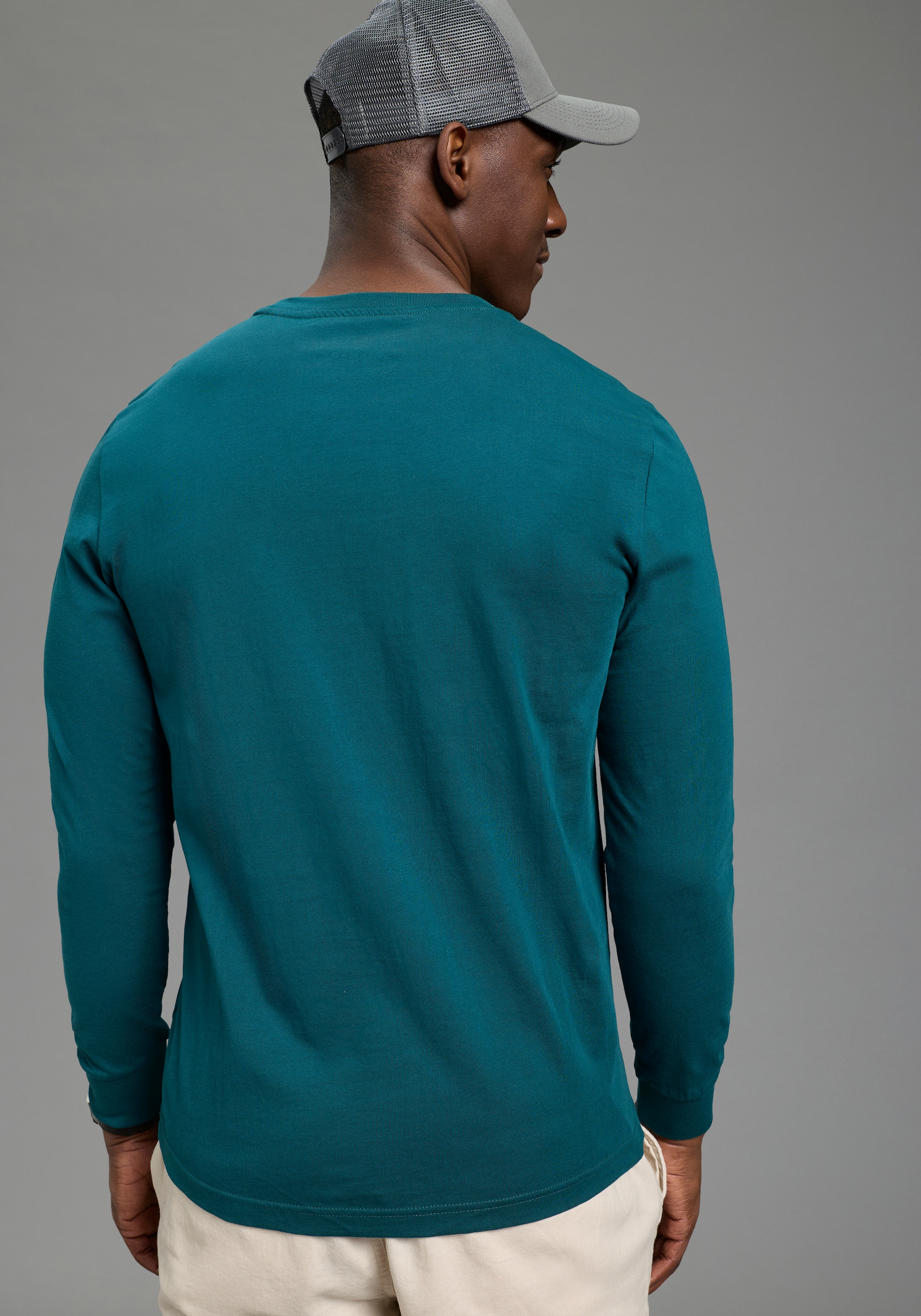 DELMAO Rundhalsshirt mit Markenlabel