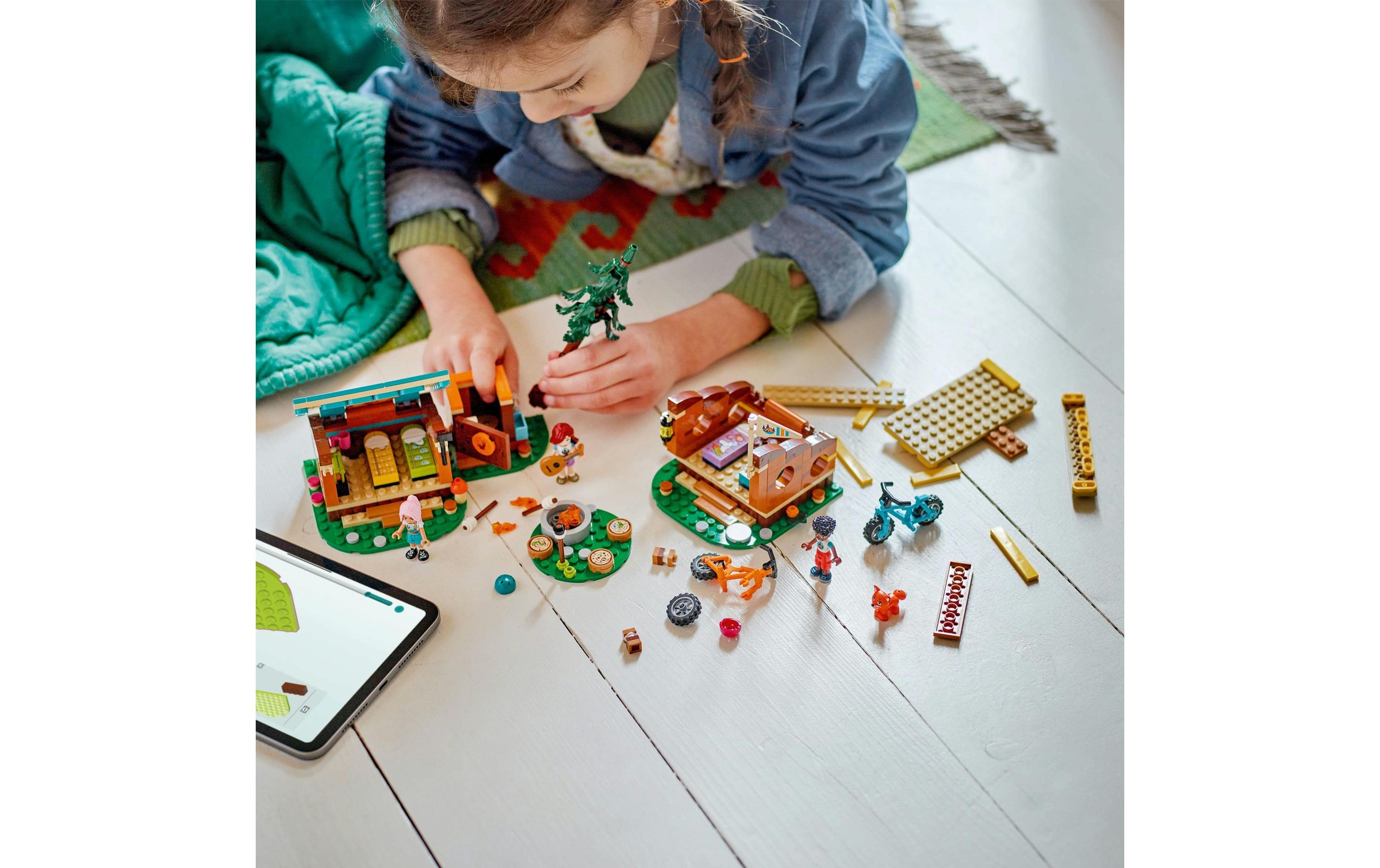 LEGO® Spielbausteine »Friends Gemütliche Hütten im Abenteuercamp 42624«, (437 St.)