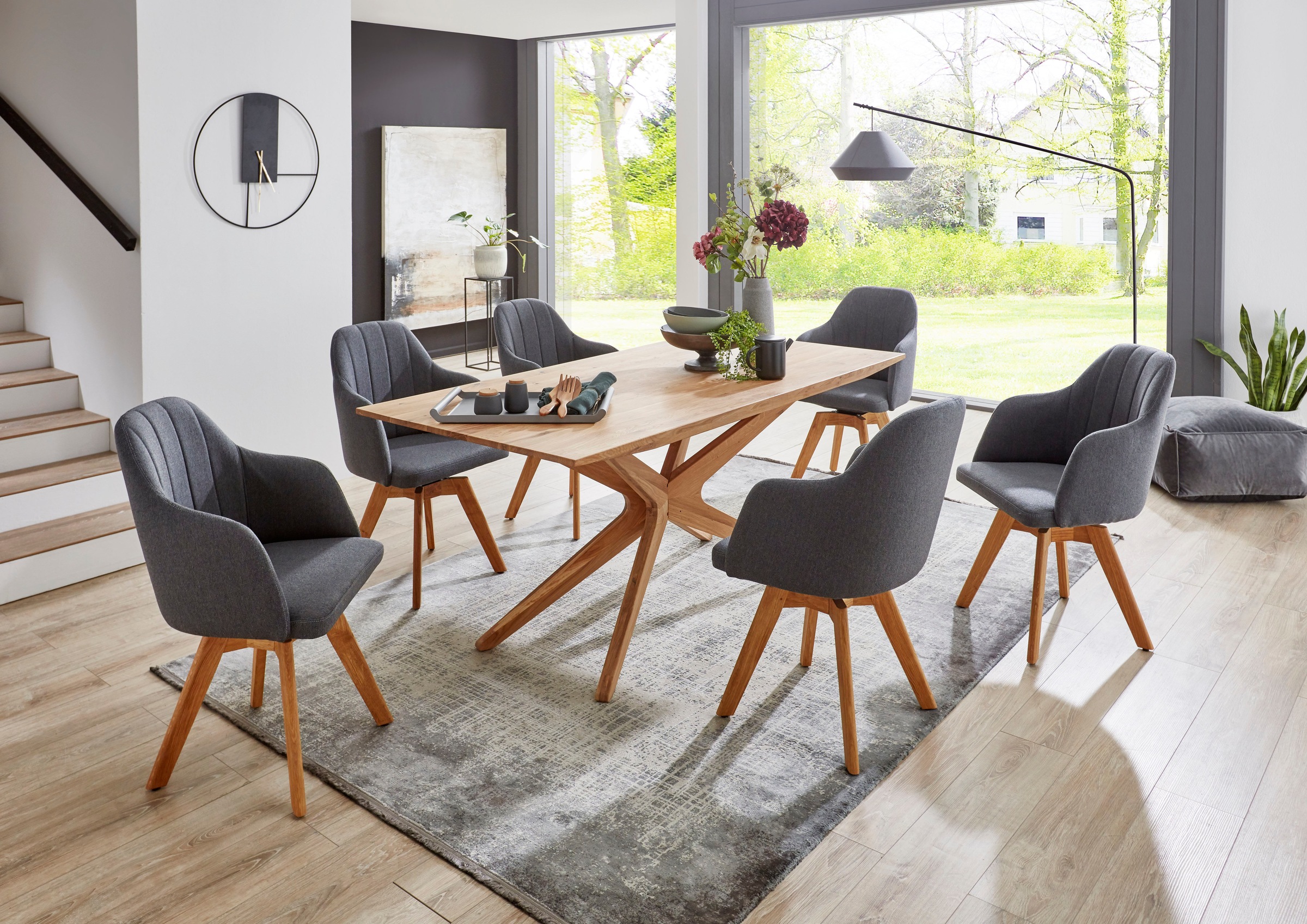 Image of Holzzone Essgruppe »Spider«, (Set, 5 tlg.), Essgruppe, Wildeiche massiv, bestehend aus 6 modern gepolsterten Stuhl-Sesseln und einem 180 cm breiten Tisch bei Ackermann Versand Schweiz