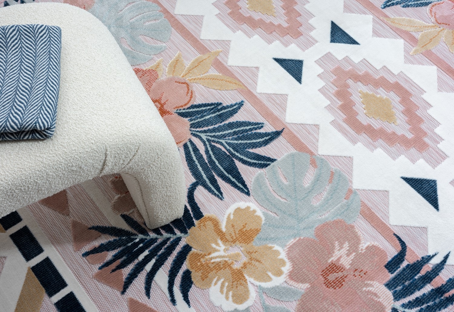 Myflair Möbel & Accessoires Teppich »Lotus, LAGERRÄUMUNG!«, rechteckig, 8 mm Höhe, florales Design, Blumen Motiv, Outdoor geeignet, Balkon, Terrasse