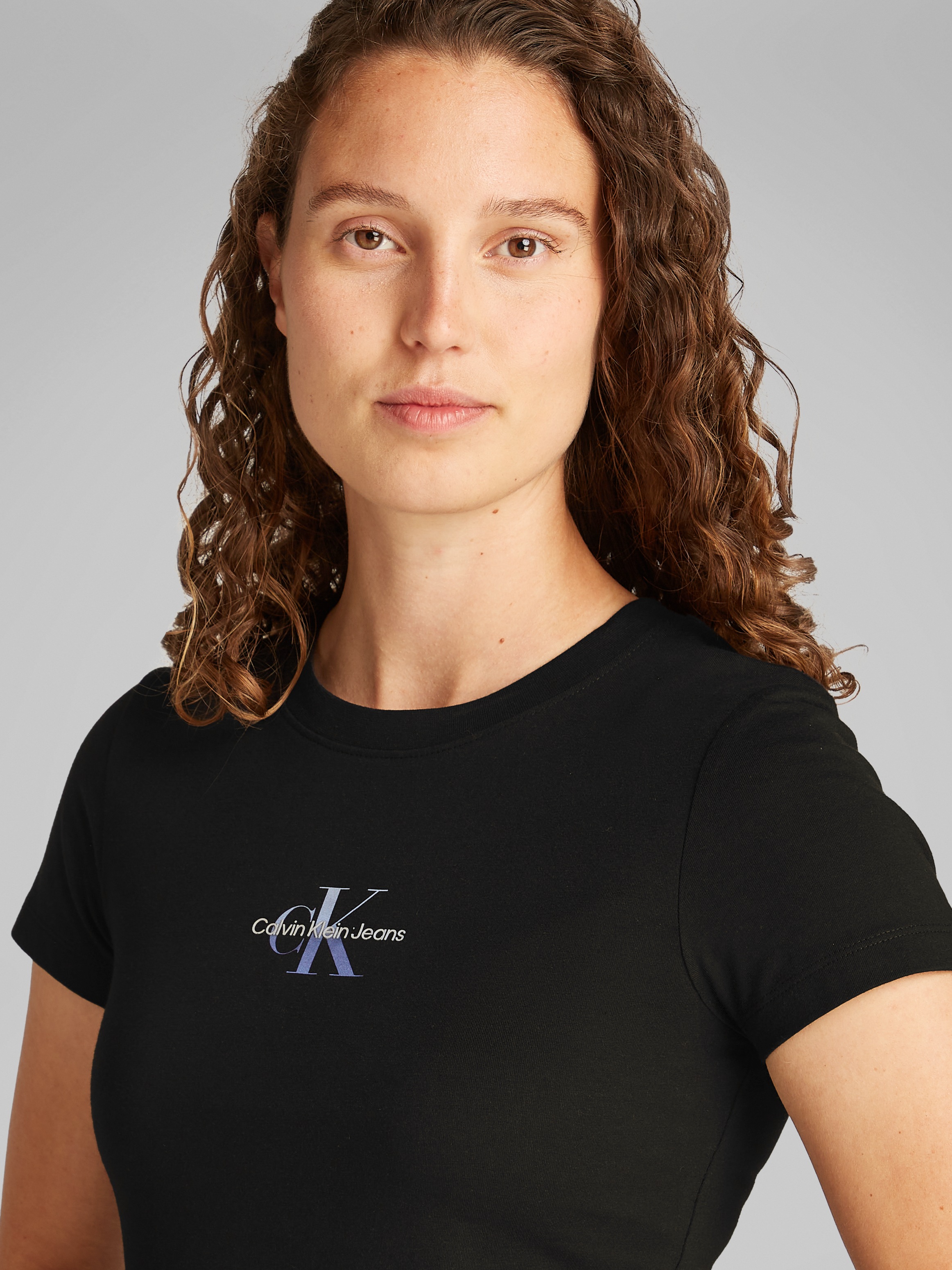 Calvin Klein Jeans T-shirt »GRADIENT MONOLOGO SLIM TEE« mit Logodruck