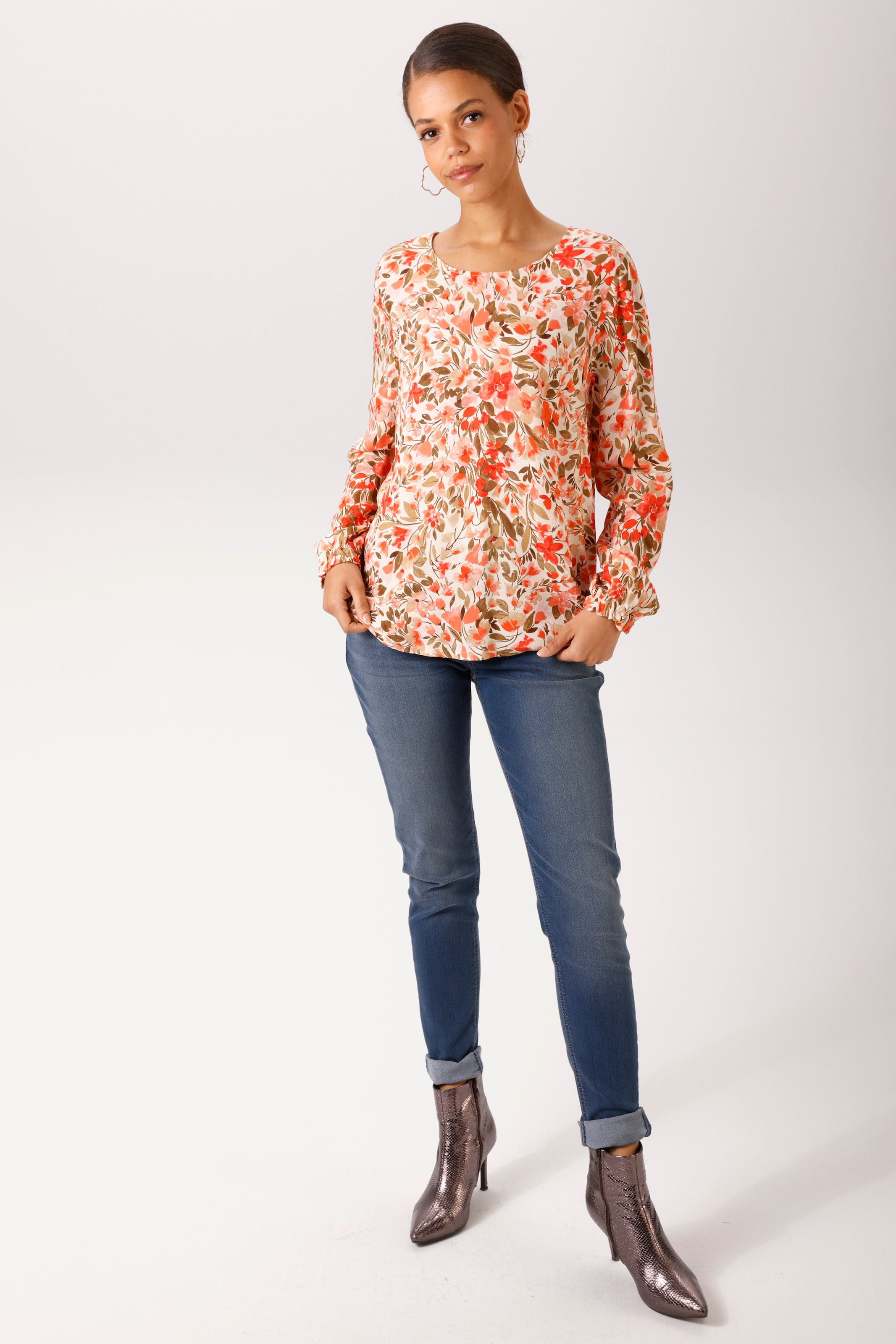 Aniston CASUAL Schlupfbluse mit farbharmonischem Blumendruck - NEUE KOLLEKTION