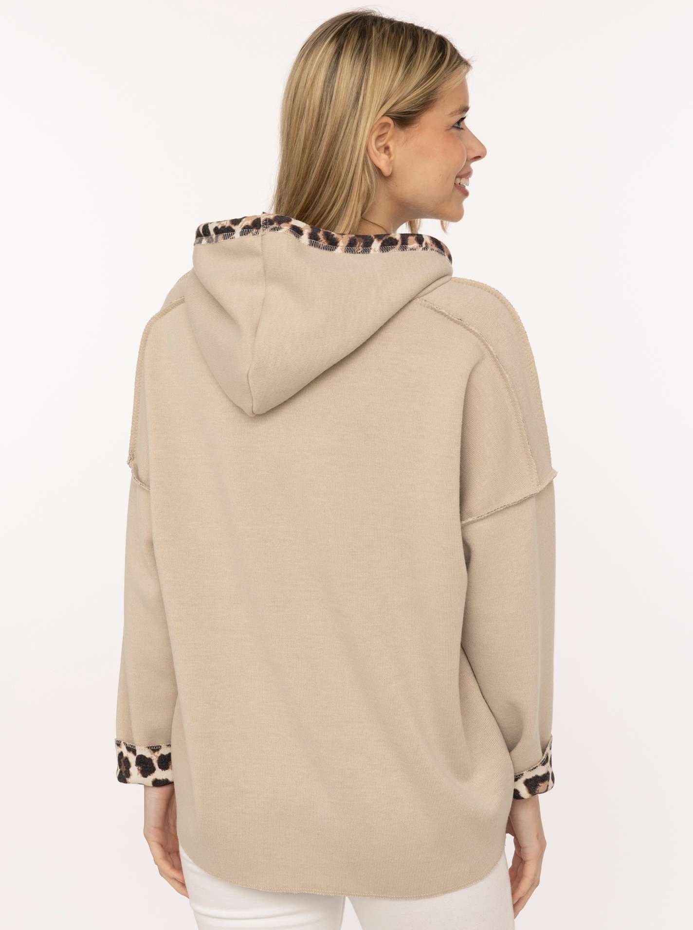 Zwillingsherz Hoodie »"Leo & Uni"«, Leo-Muster an Kapuze und Ärmelumschlag, Stempeldruck
