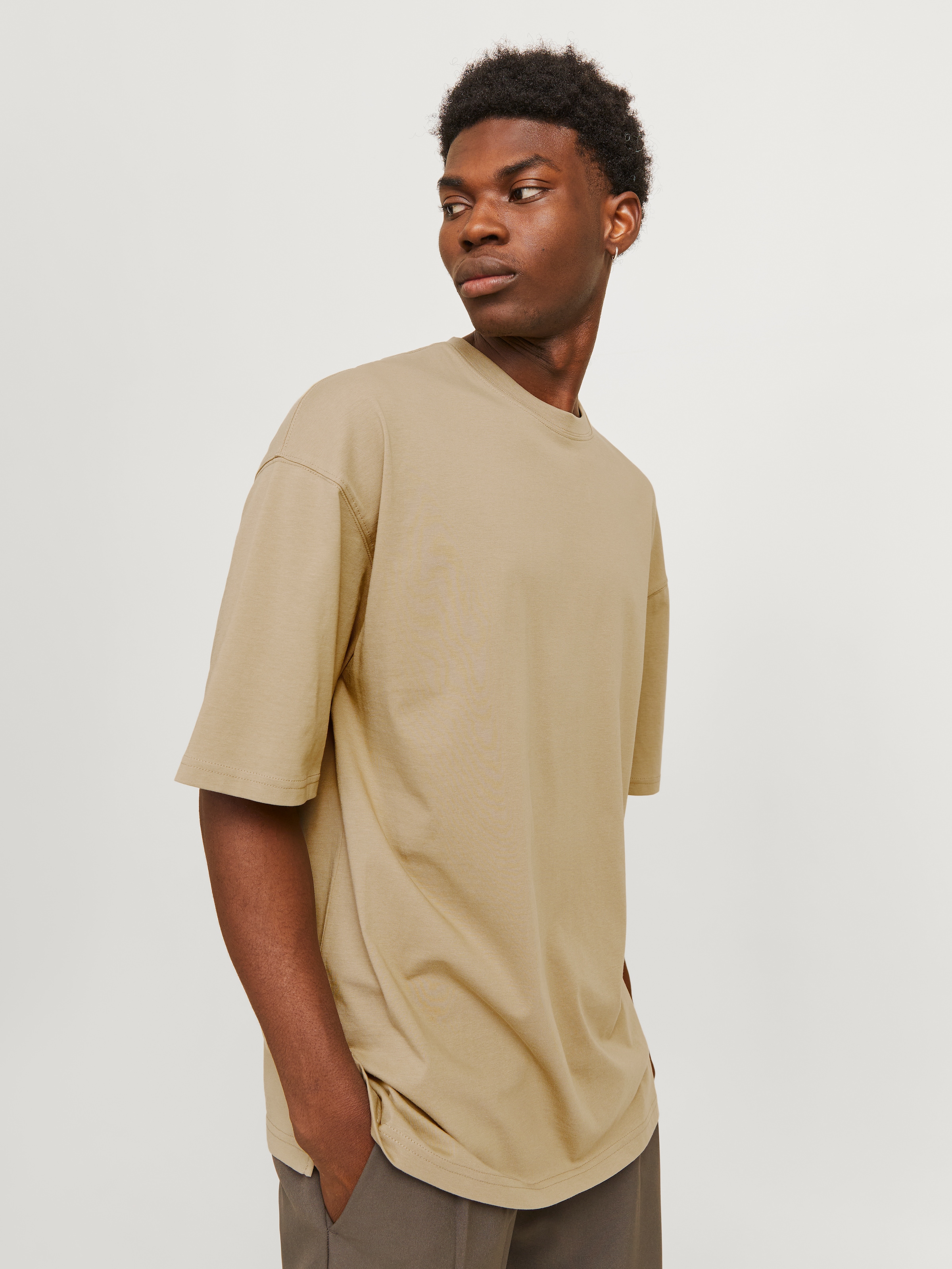 Jack & Jones Rundhalsshirt »JJECHARGE TEE O-NECK NOOS«, mit Rundhalsausschnitt