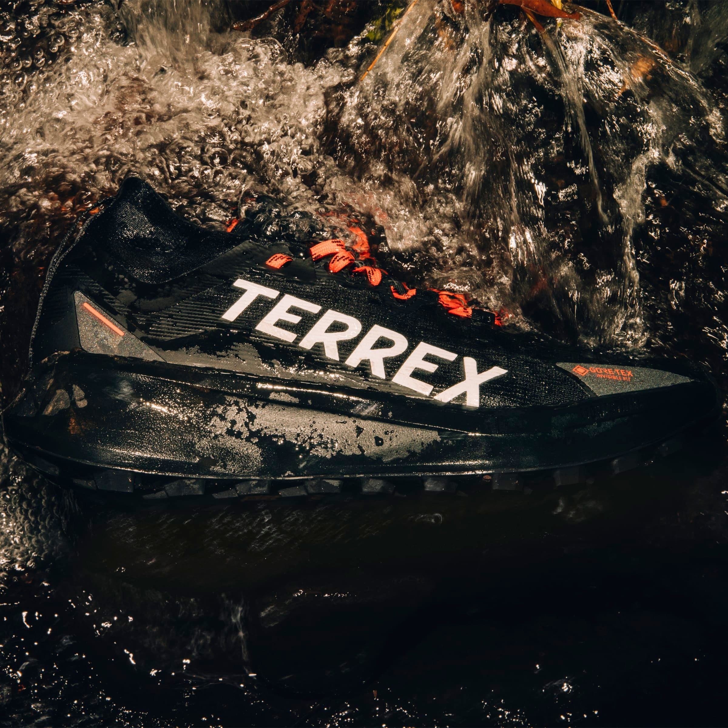 adidas TERREX Trailrunningschuh »TERREX AGRAVIC GTX TRAILRUNNING«, wasserdichte Trailrunningschuhe