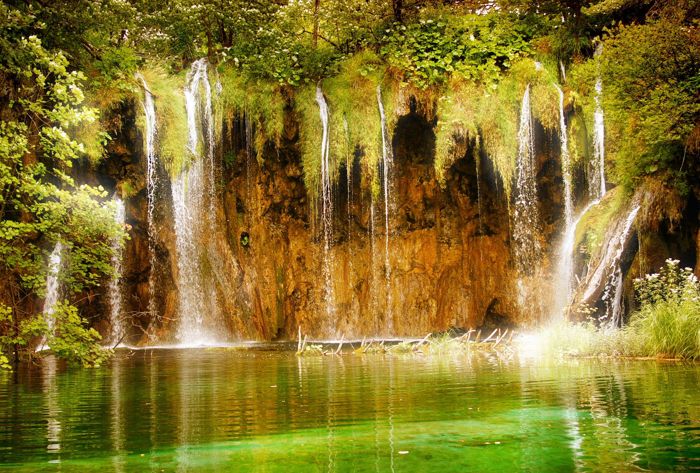 Image of Papermoon Fototapete "Fairy Waterfall" glatt