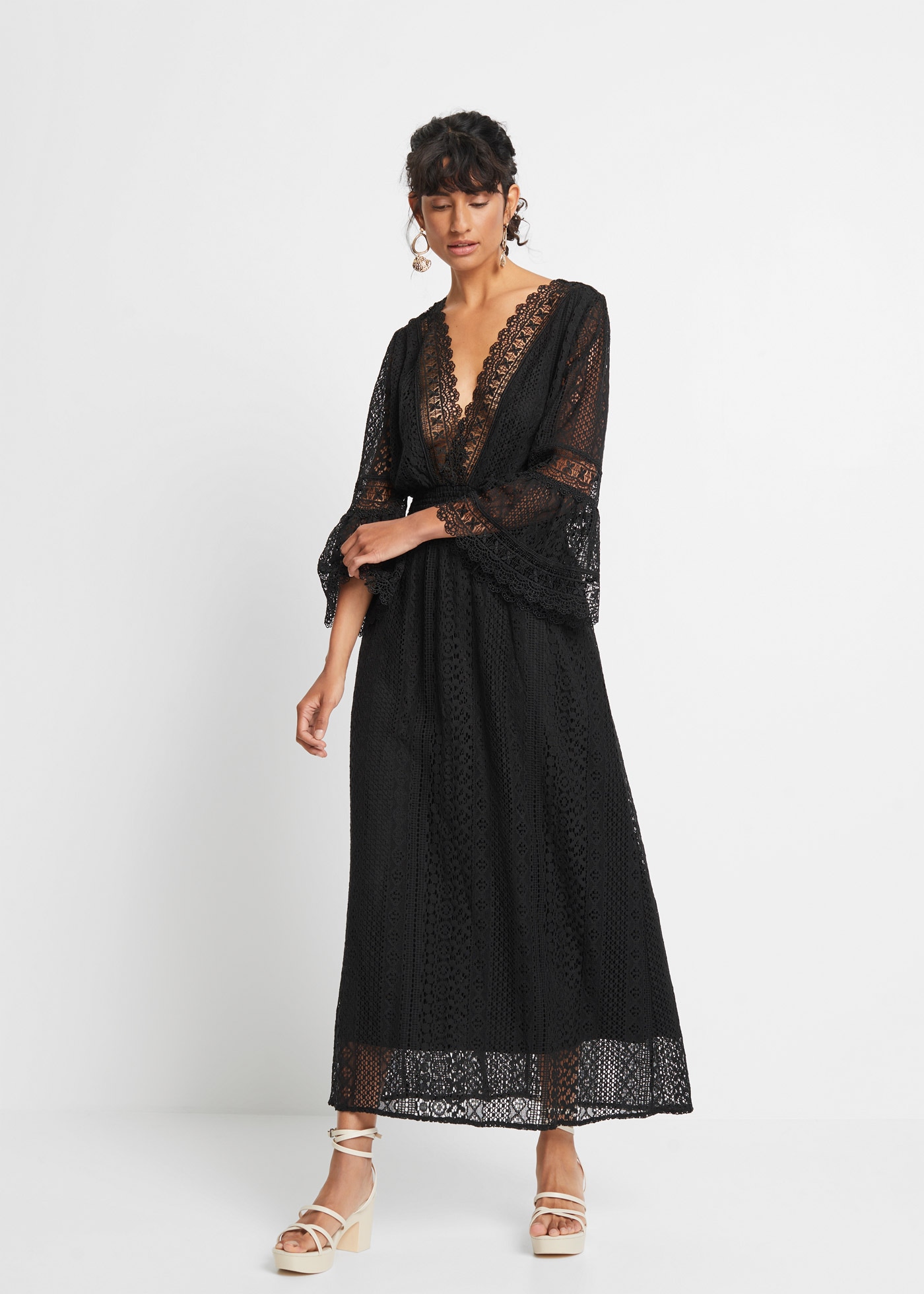 Image of bonprix Maxikleid für Frühjahr und Sommer, aus Baumwolle, feminin geschnitten