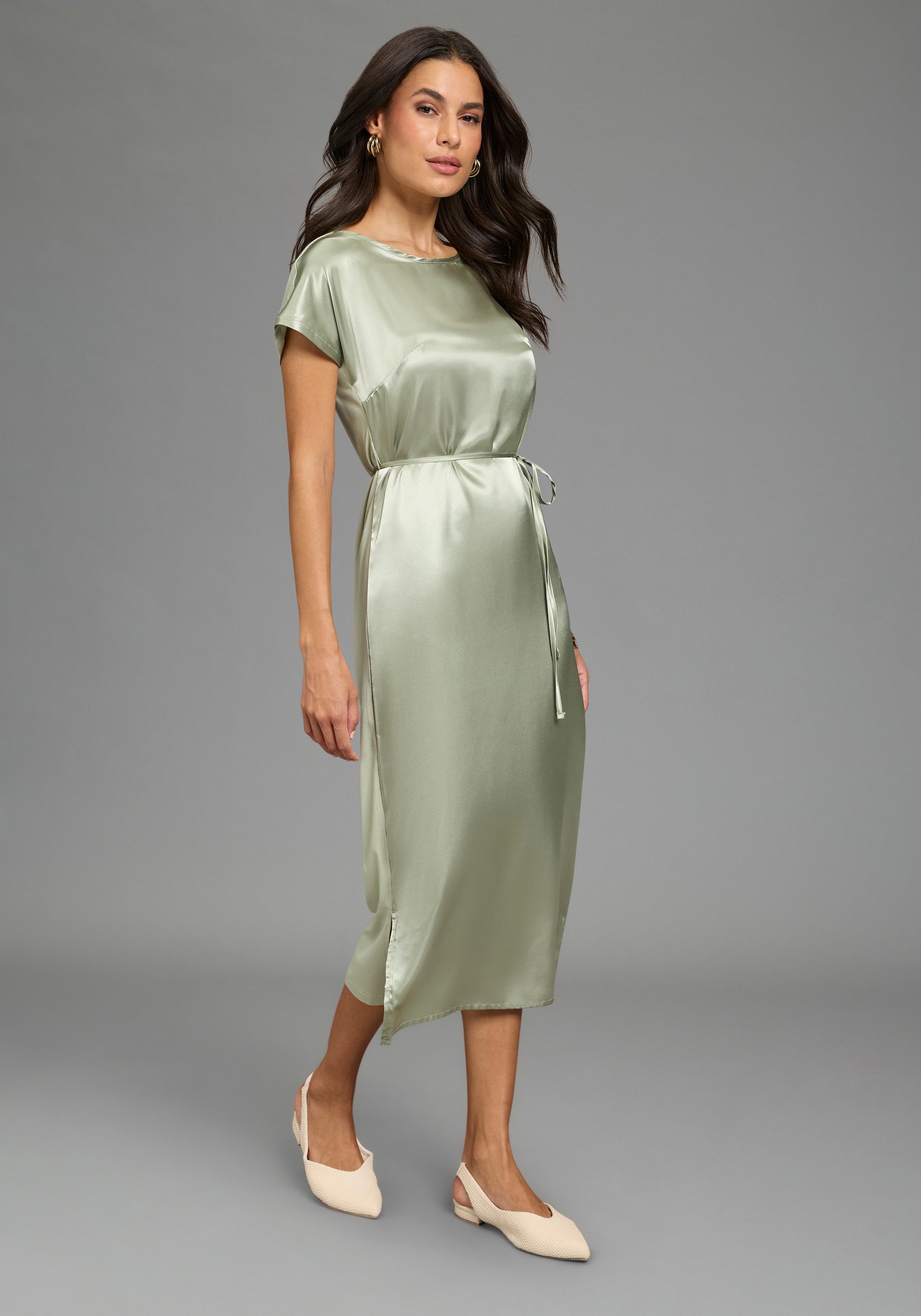 Laura Scott Hemdblusenkleid wadenlange Schnittform, aus Satin und Jersey, glänzende Optik