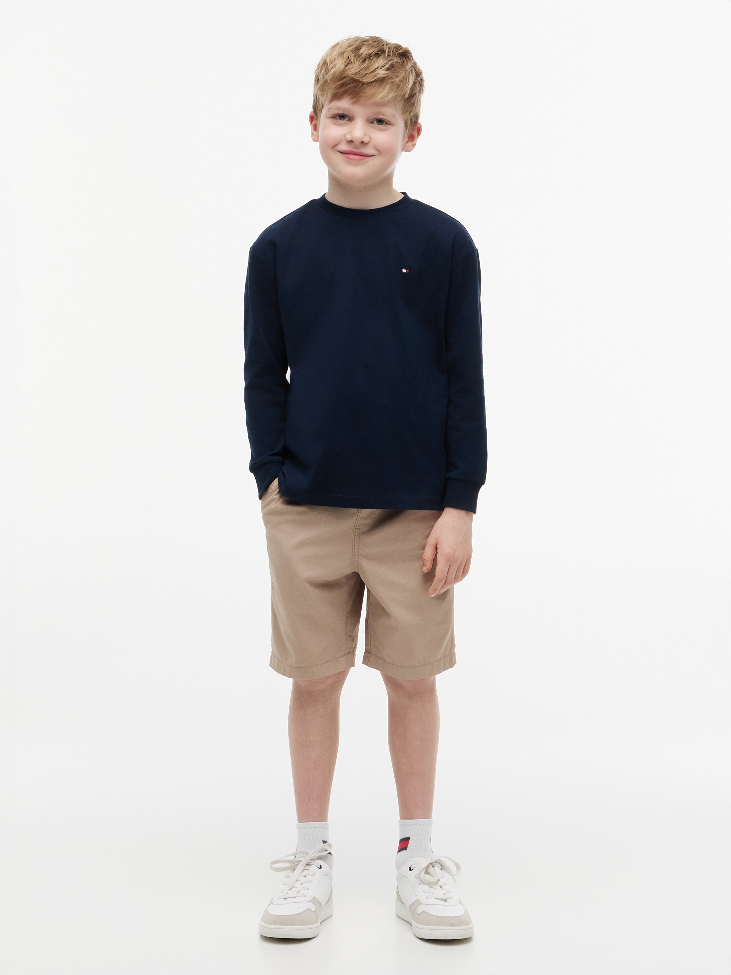 Tommy Hilfiger Langarmshirt »ESSENTIAL T-SHIRT LS« für Kinder bis 16 Jahre, Markenlogo