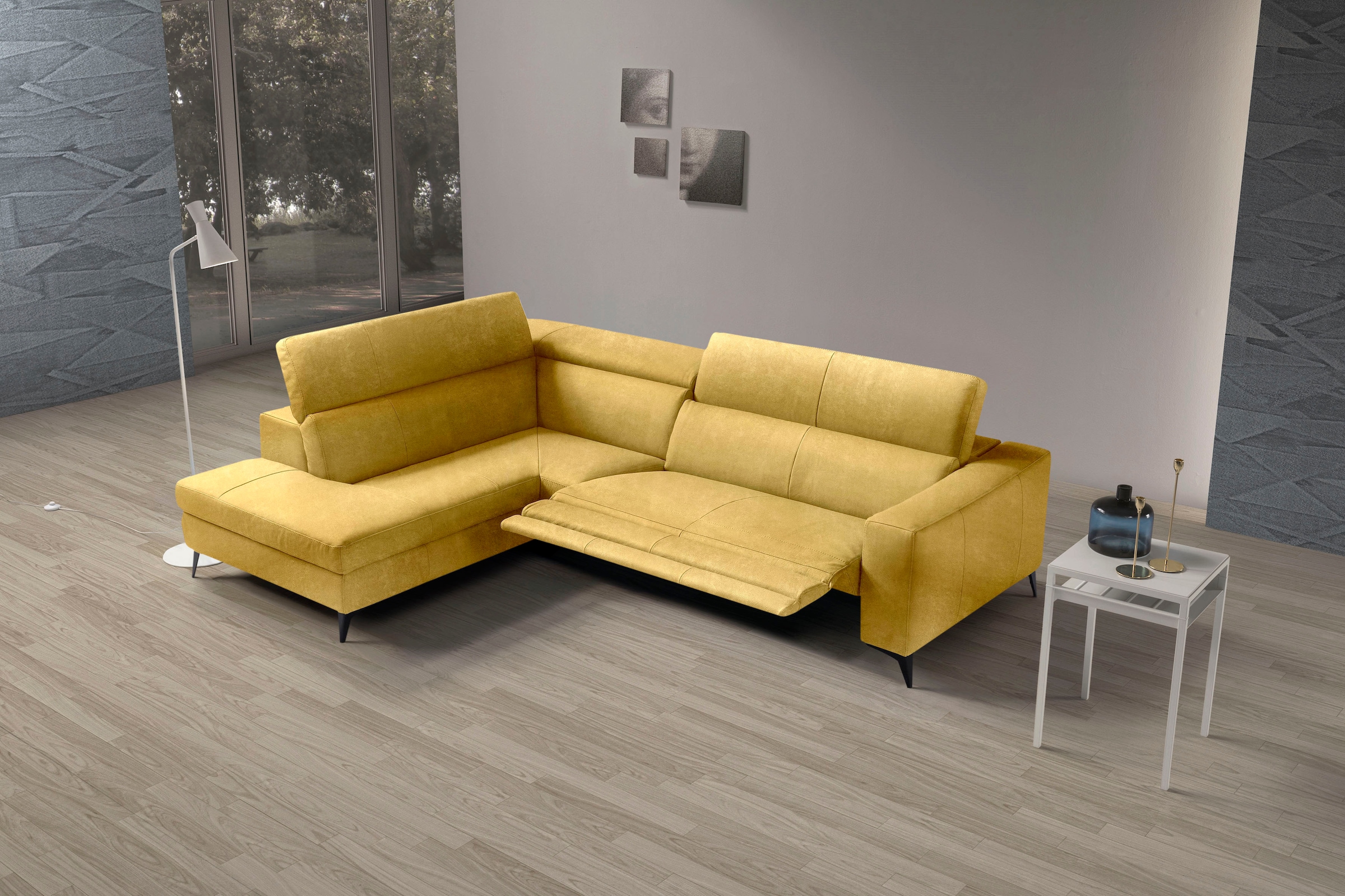 Egoitaliano Ecksofa »Edith, Designsofa mit hohem Sitzkomfort, L-Form« inkl. elektrischer Relaxfunktion und manuell verstellbaren Kopfteilen