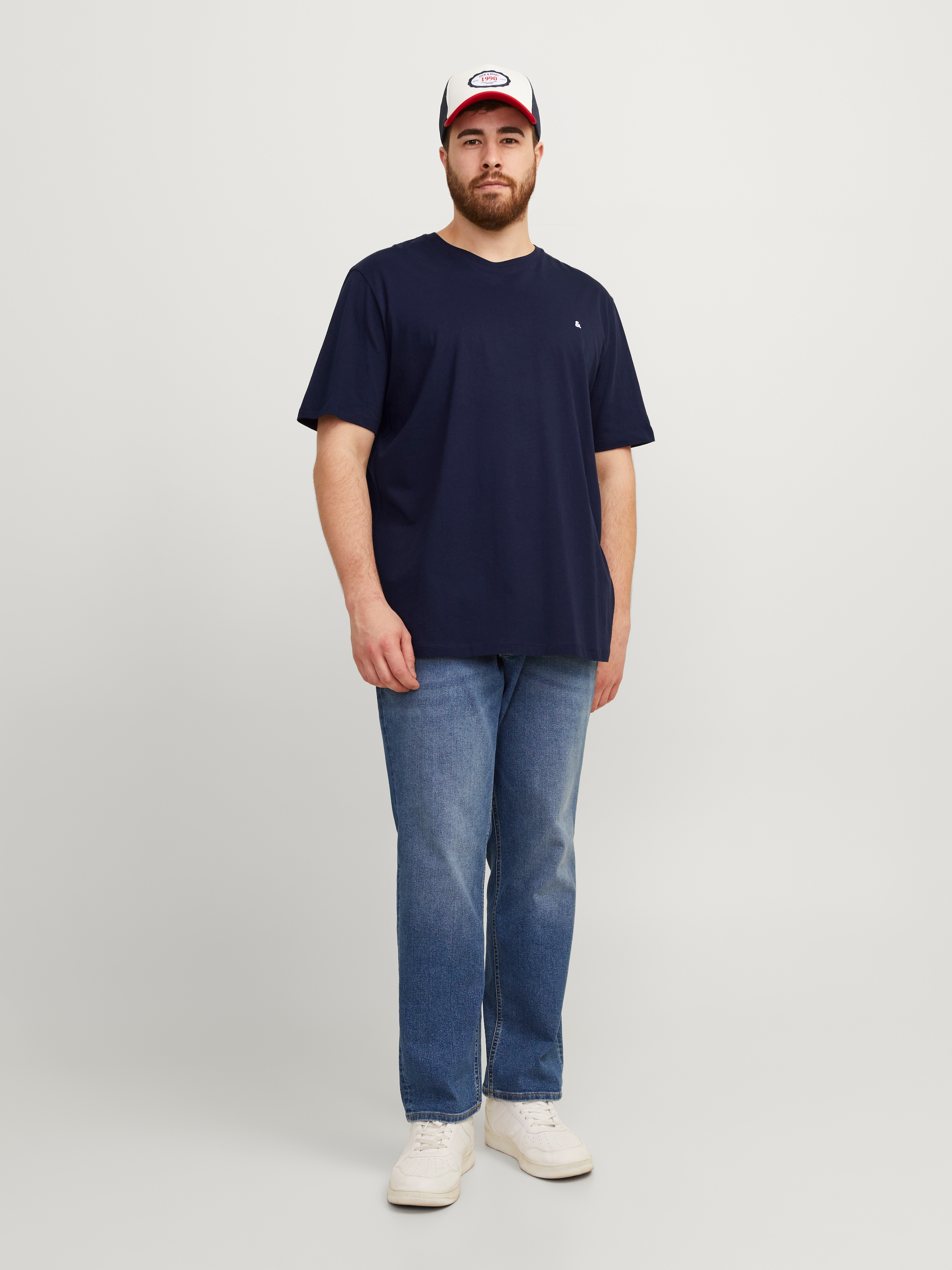 Jack & Jones PlusSize T-Shirt »JJEPAULOS TEE SS CREW NECK NOOS PLS«, mit Logo Stickerei