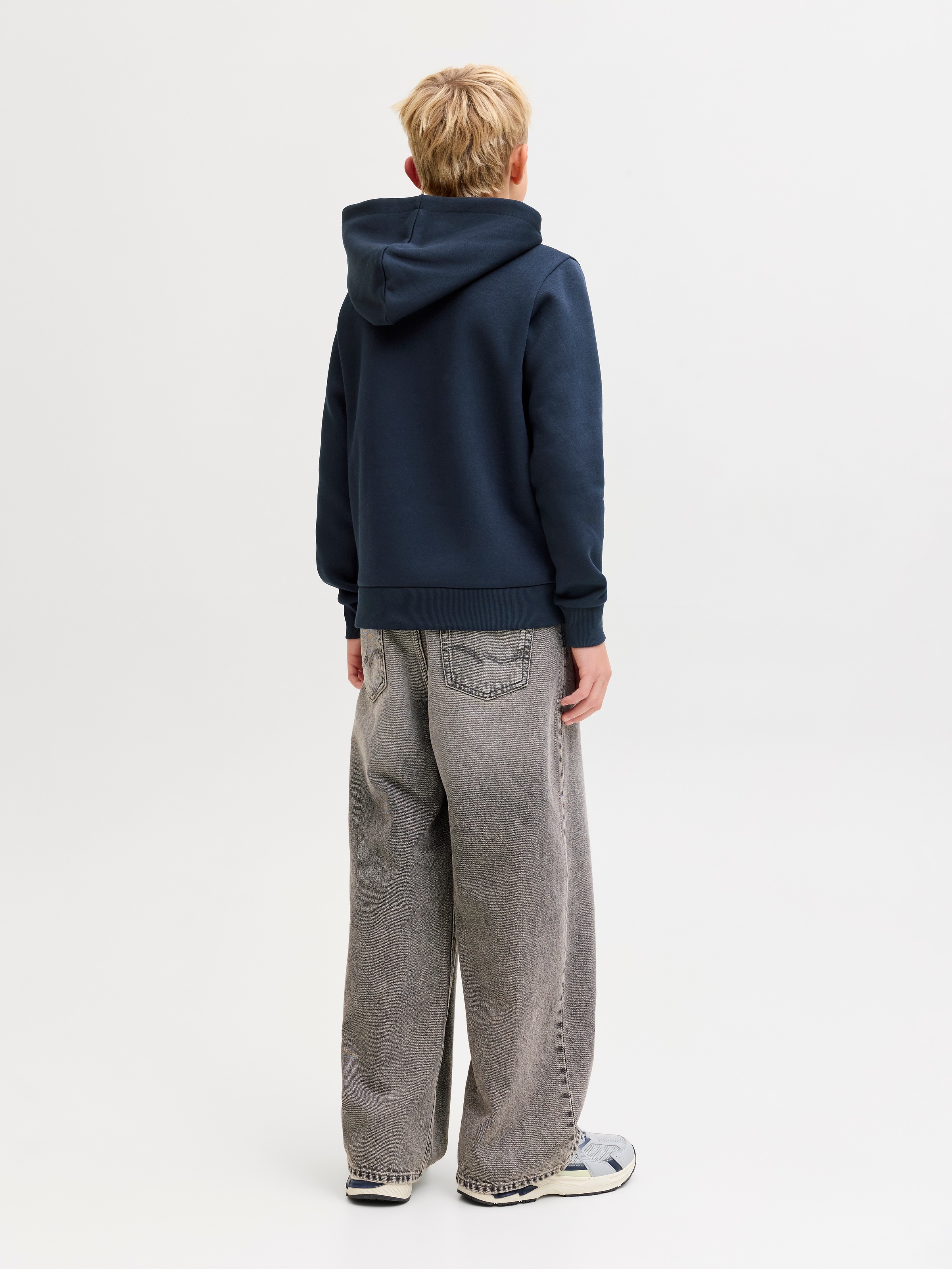 Jack & Jones Junior Sweat à capuche »JJELOGO SWEAT HOOD 2 COL AW25 NOOS JNR«

