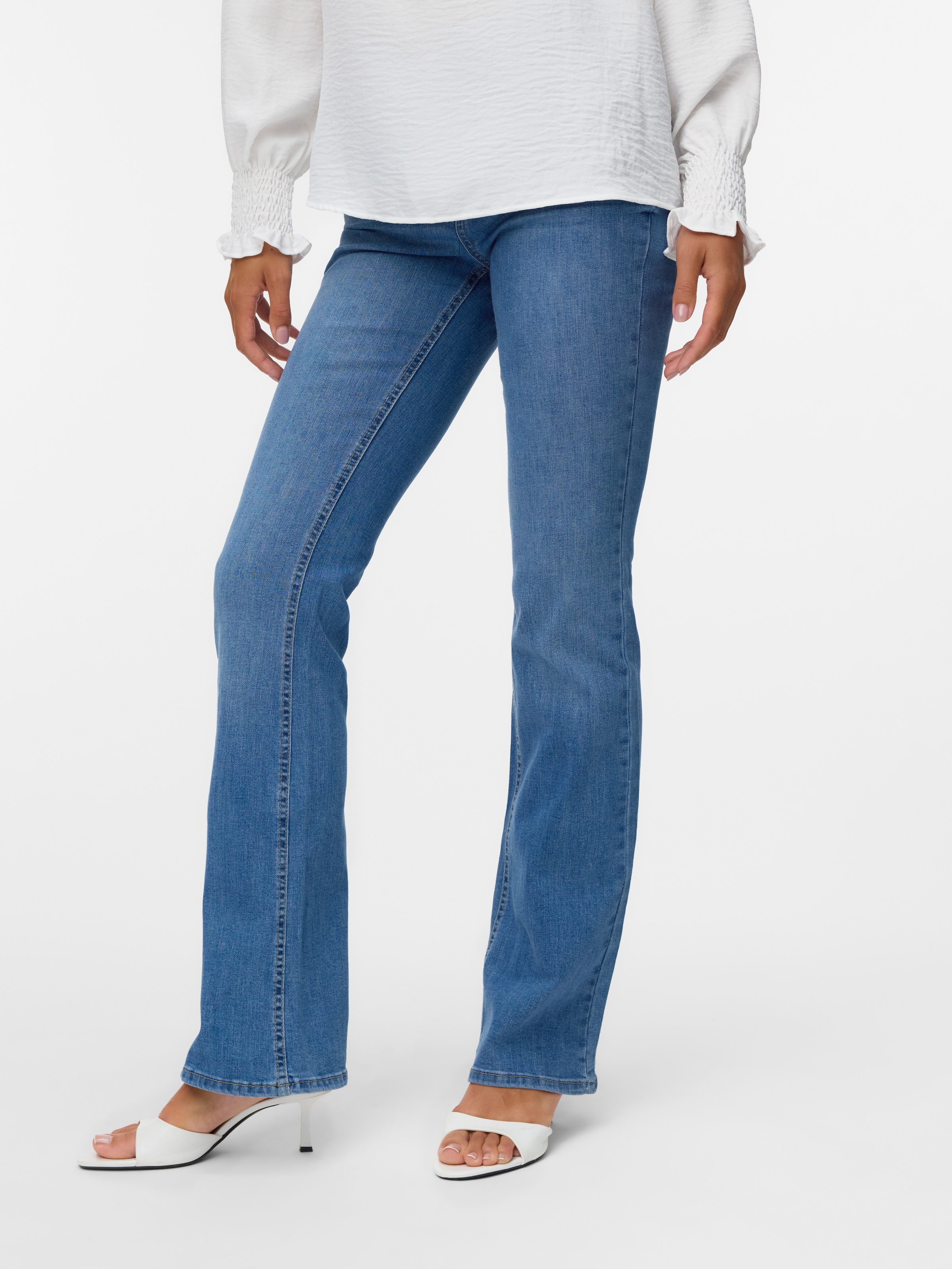 Image of Vero Moda Bootcut-Jeans "VMFLASH MR FLARED POCKET JNS RA3042 NOOS" Baumwollmischung mit Stretch, regular waist, skinny fit