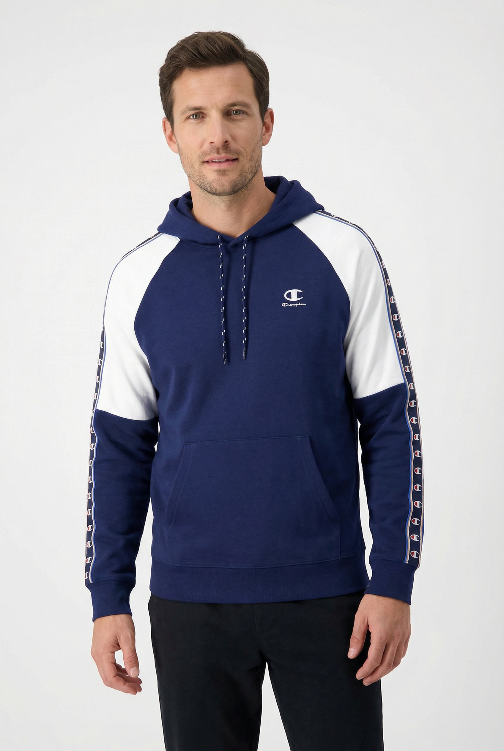 Champion Kapuzensweatshirt »Sports-inspired Interlock Hoodie with Tape detailing«, für sportliche Aktivitäten, mit Rundhalsausschnitt
