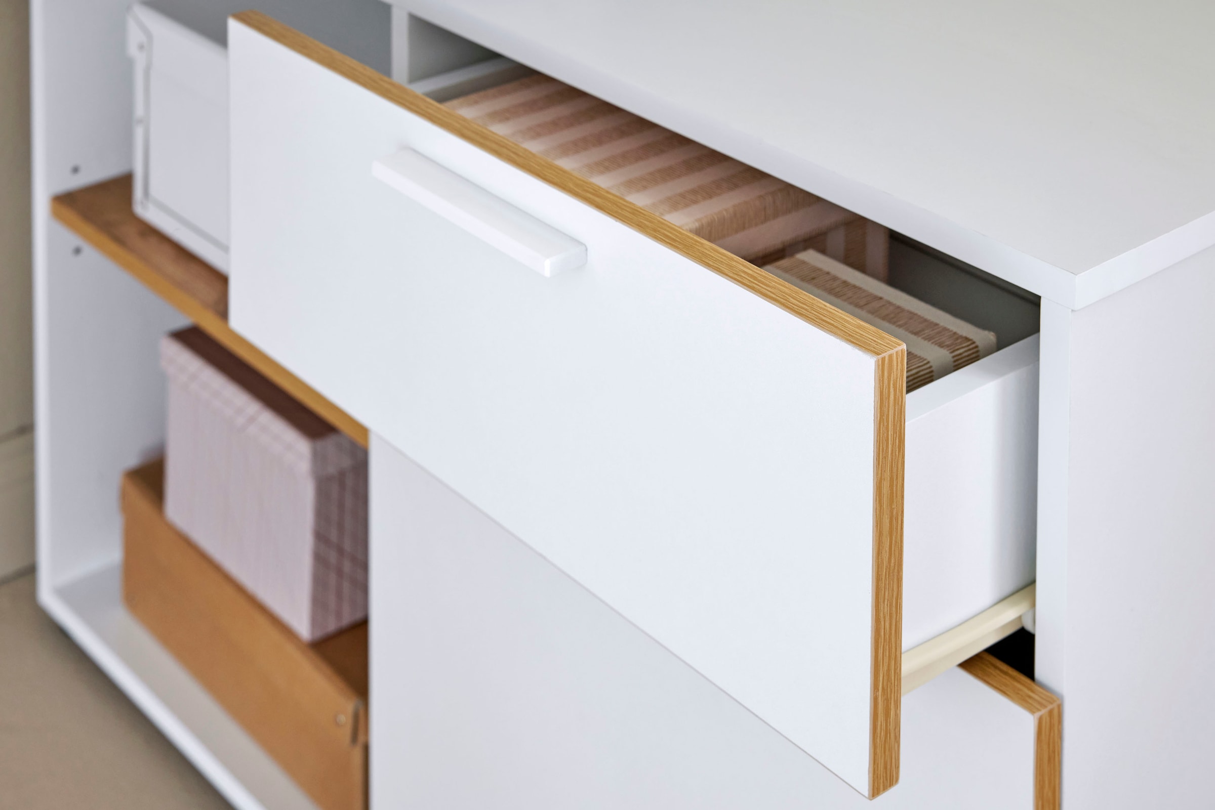 Jahnke Eckschreibtisch »CLUB C 130 E« Eckschreibtisch, wechselseitig montierbar, Breite 130 cm
