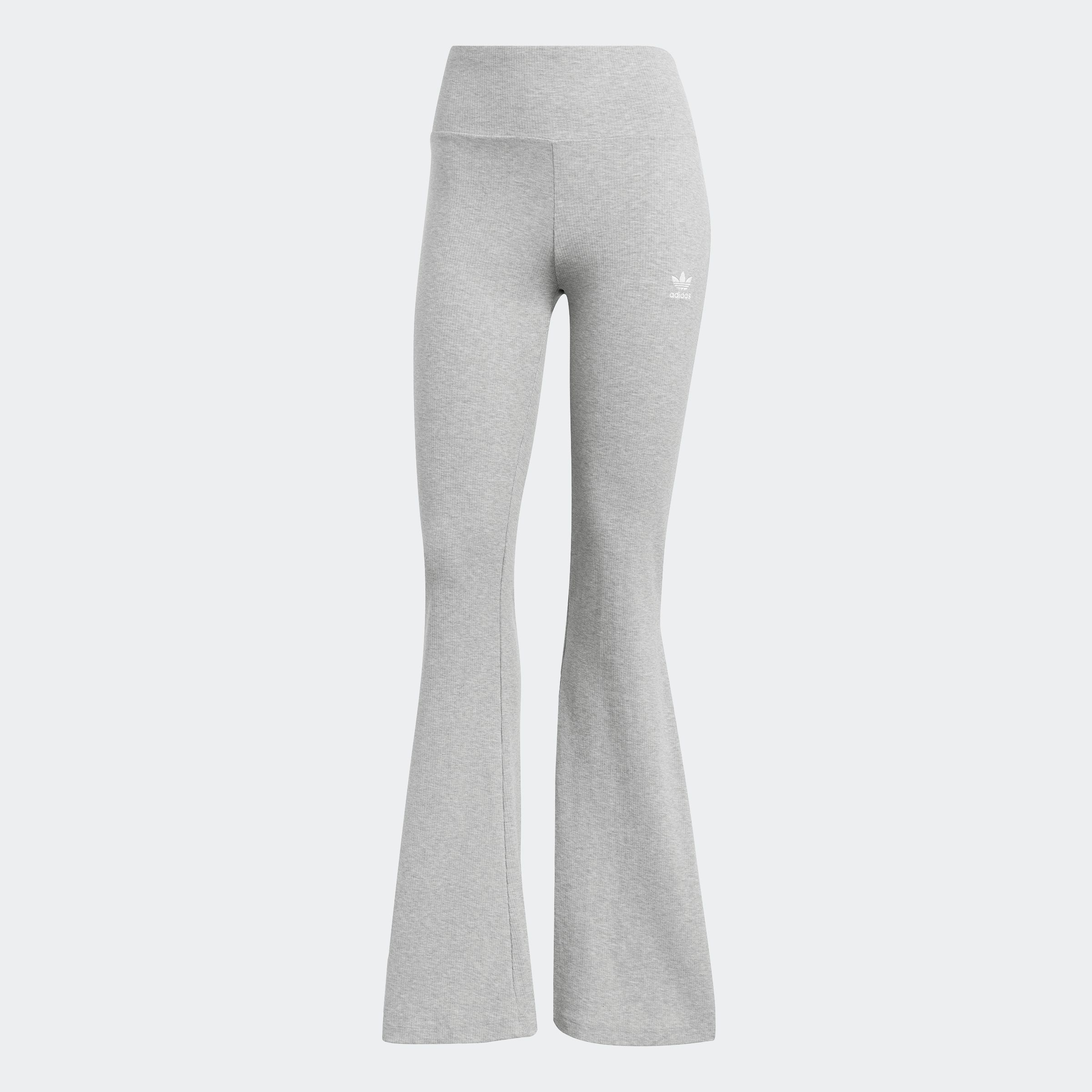 adidas Originals Leggings »ESS FL LEGGINGS«, (1 tlg.), mit ausgestelltem Bein und Ripp Optik, hoher Bund
