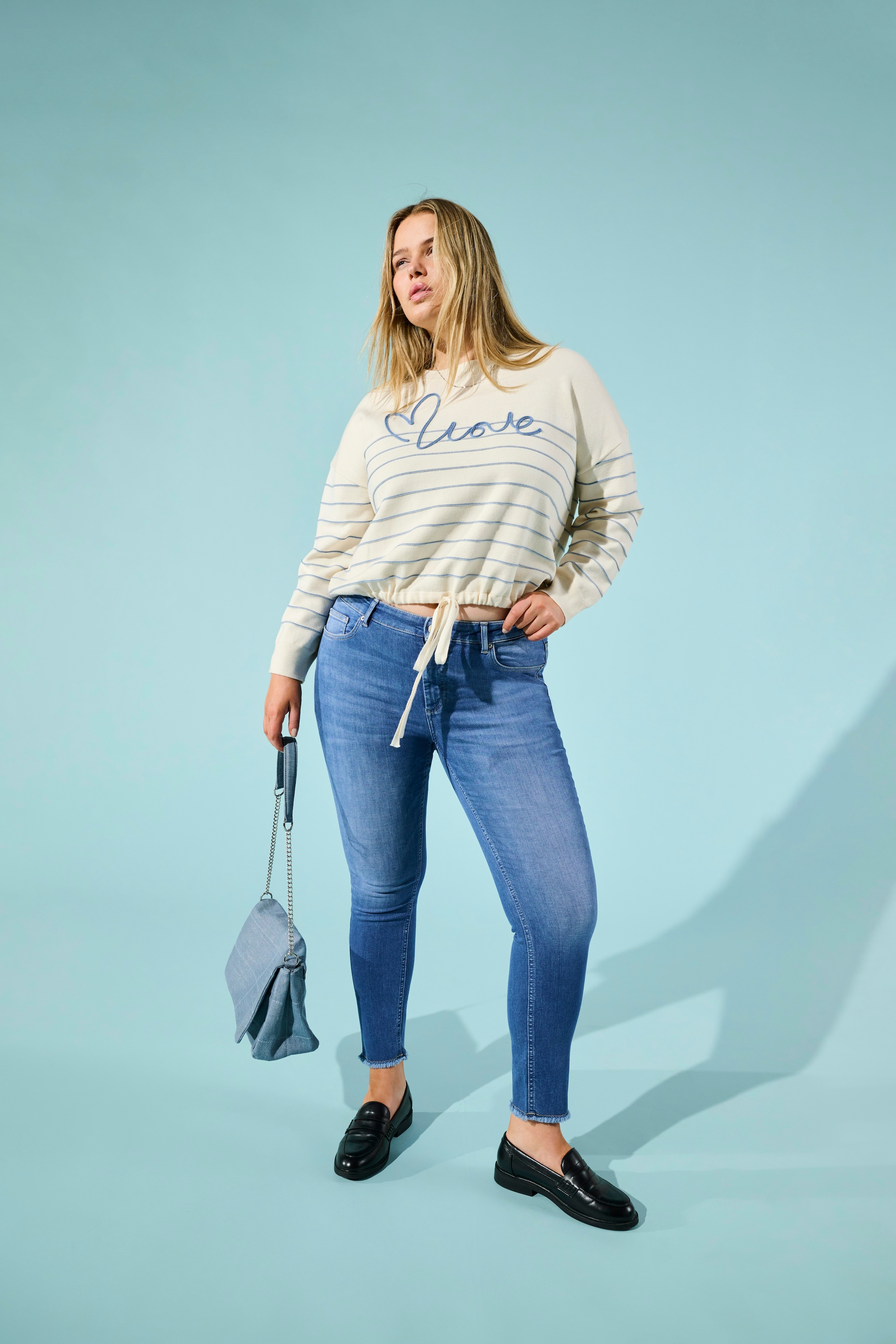 ONLY CARMAKOMA Jeans skinny »CARWILLY REG SK ANK RW DNM REA260 NOOS«