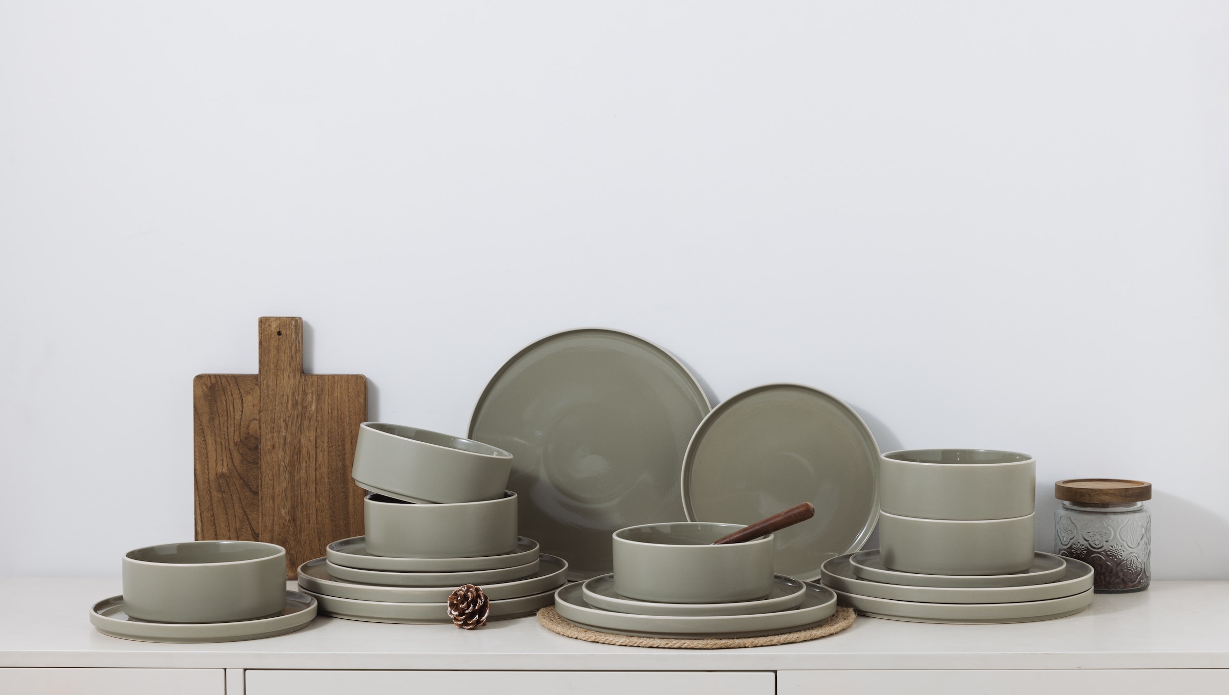 GOODproduct Set de vaisselle »Ylvii, aussen matt, innen glänzend« spülmaschinenfest und mikrowellengeeignet