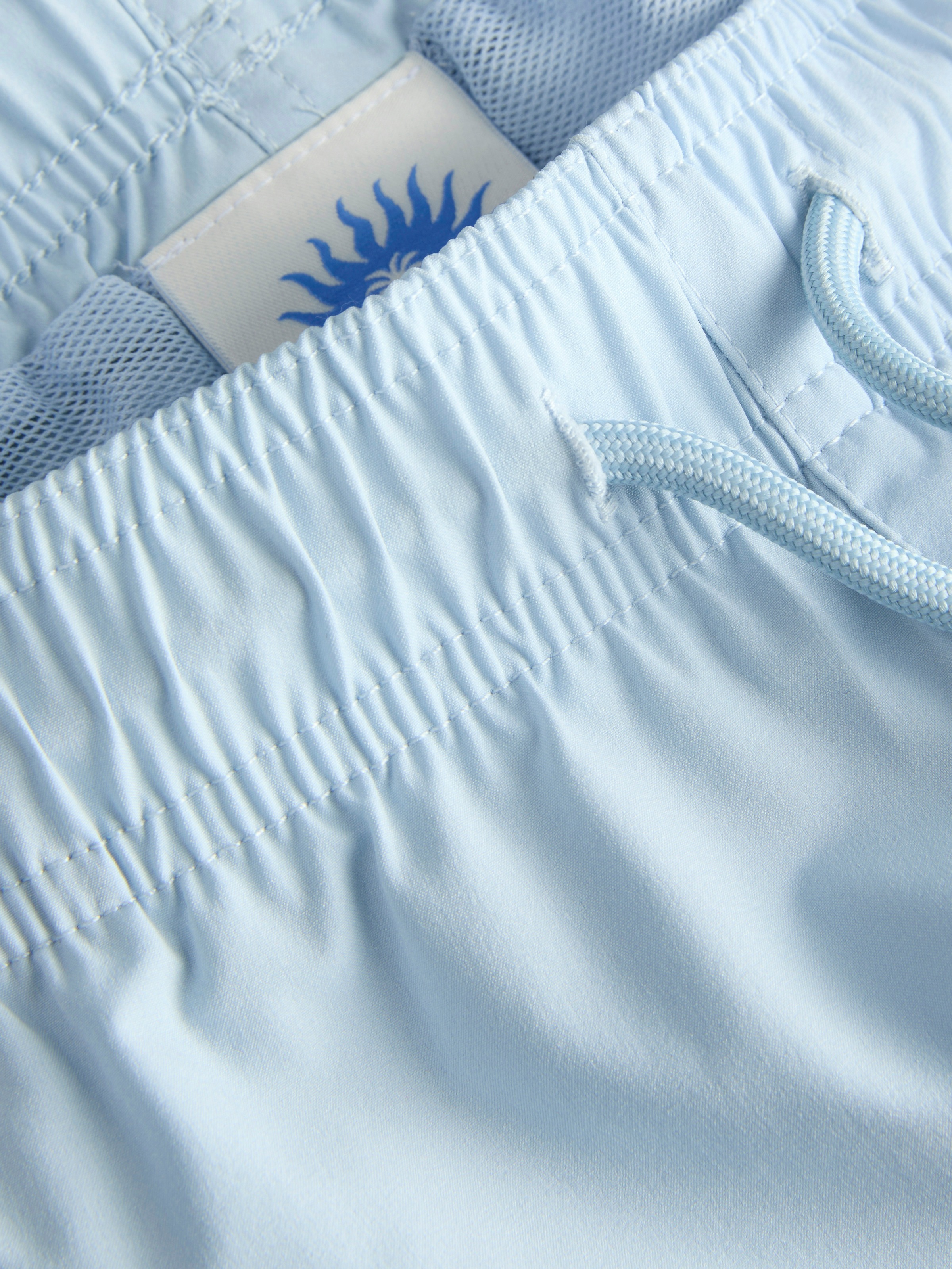 Jack & Jones Badeshorts »JPSTMAUI SKY SWIM SHORTS STYD SS26« Kunstfaser, regular fit