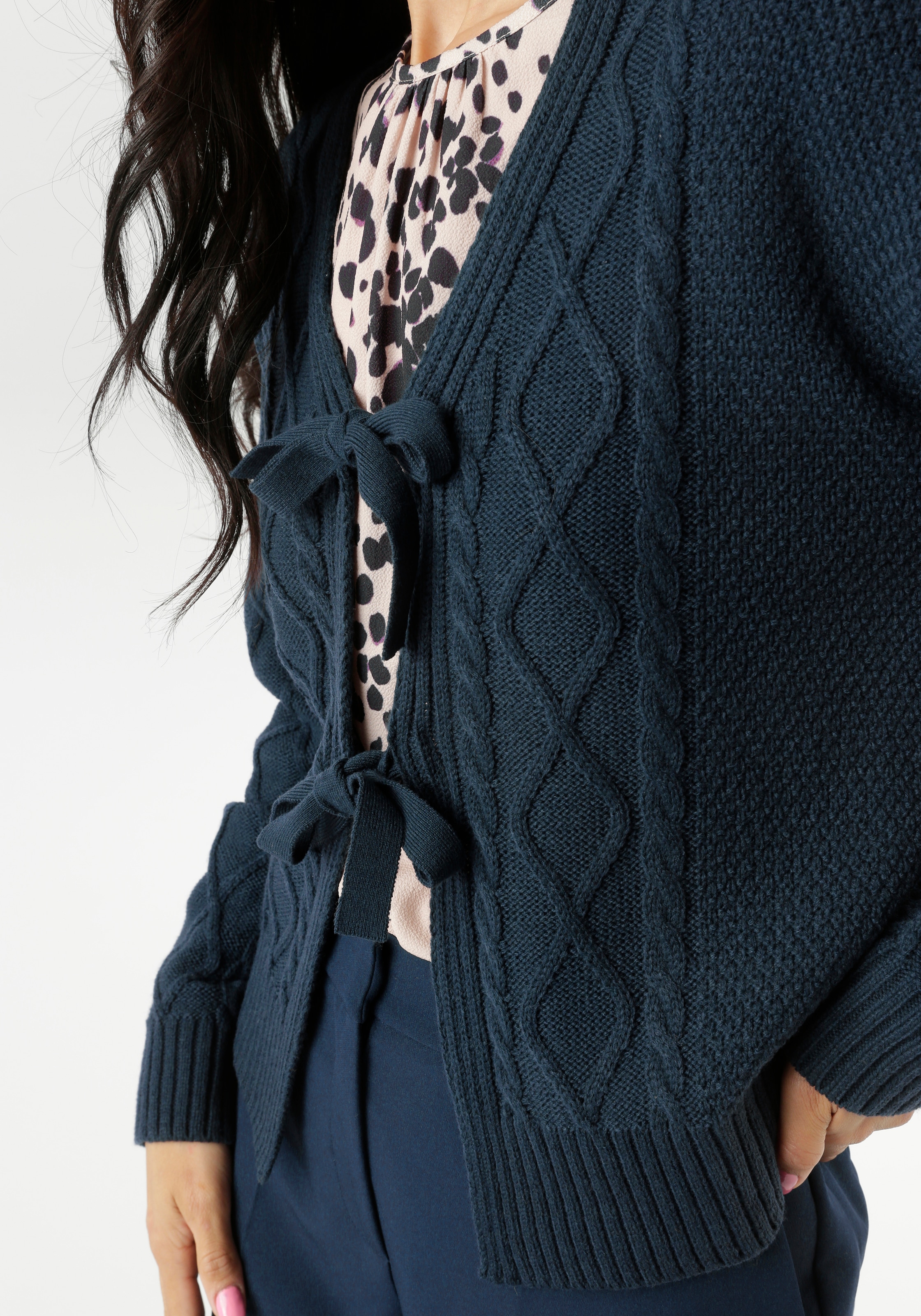 Aniston SELECTED Veste en tricot mit Zopf- und Rautenmuster