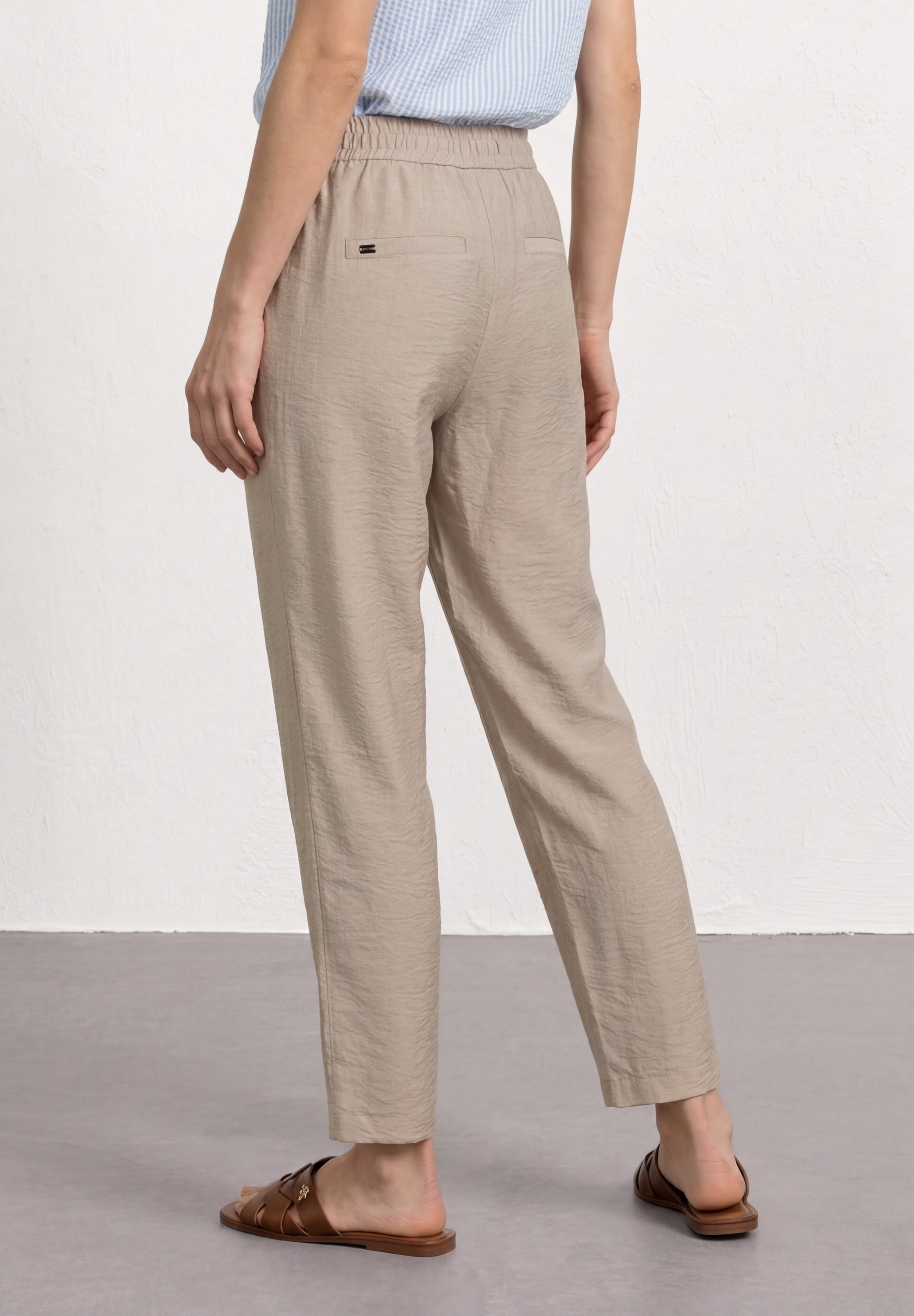 STREET ONE Pantalon en tissu »Style Bonny«  Slim Leg Hose im Loose Fit mit Gürteldetail