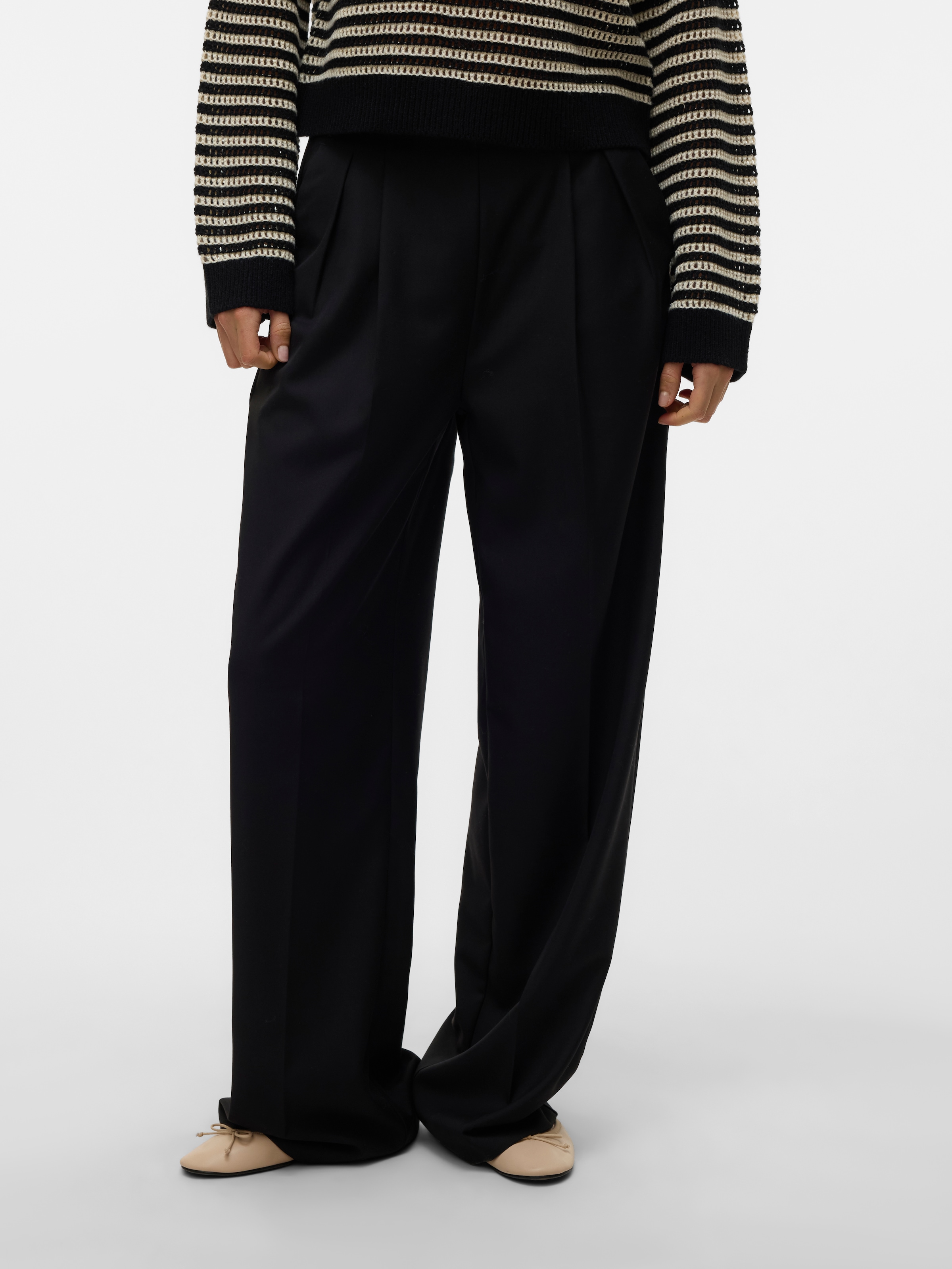Image of Vero Moda Anzughose "VMHAILEY HW WIDE PLEAT PANT NOOS" Hose mit weitem Beinschnitt, High Waist Bund