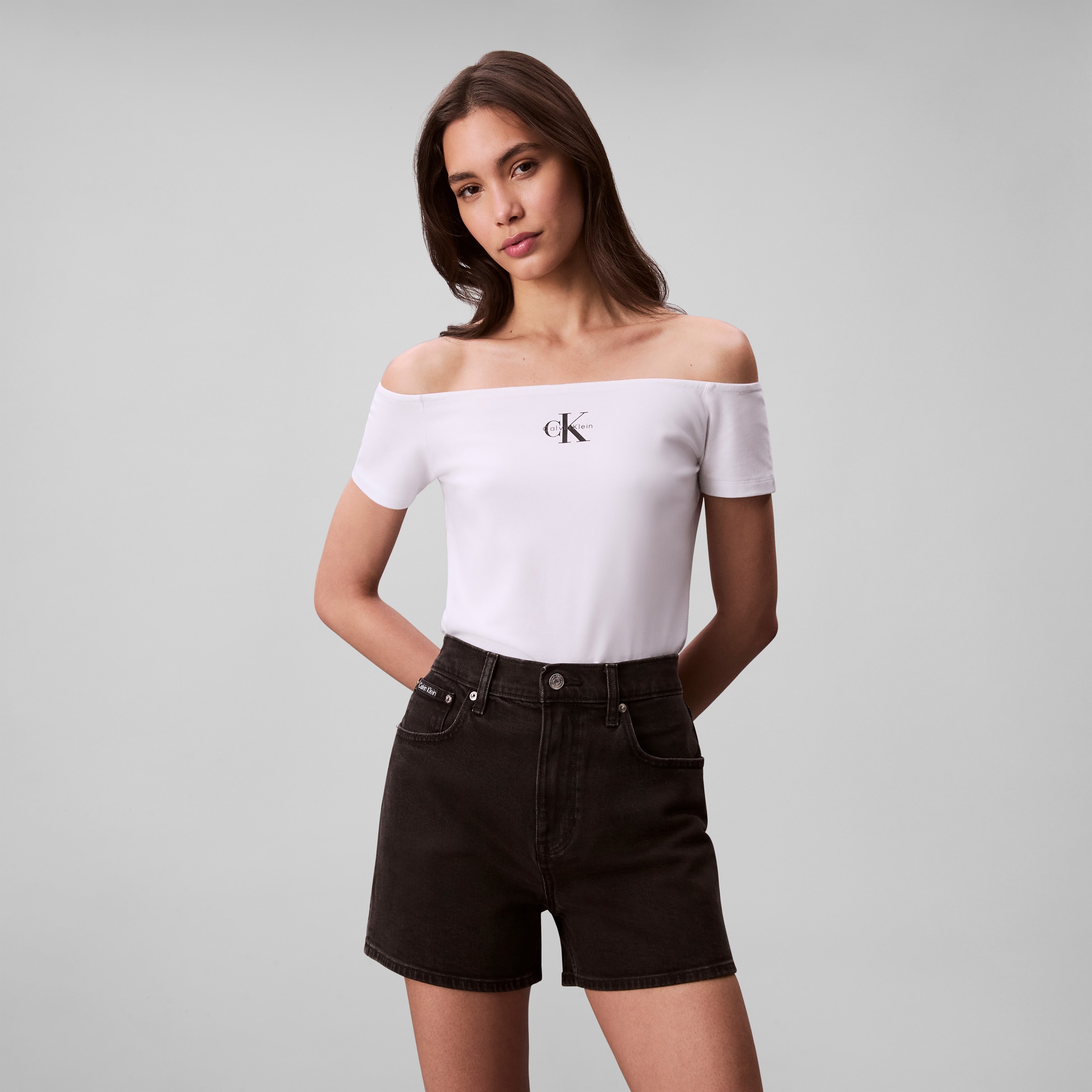 Image of Calvin Klein Blusentop "MNGRM OFF SHLDR STRT" Mit tiefem Rundhalsausschnitt