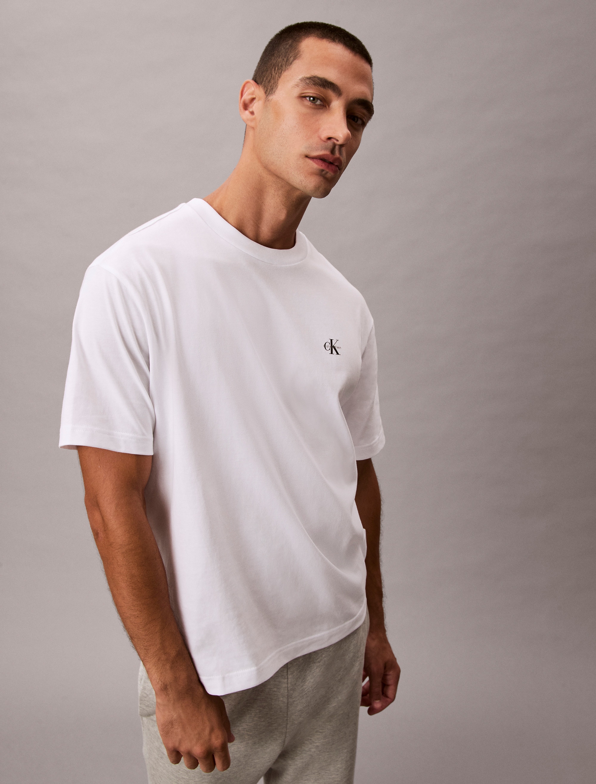 Calvin Klein Jeans T-Shirt »2 PACK UNISEX TEE« Packung, 2er-Pack,  mit Rundhalsausschnitt