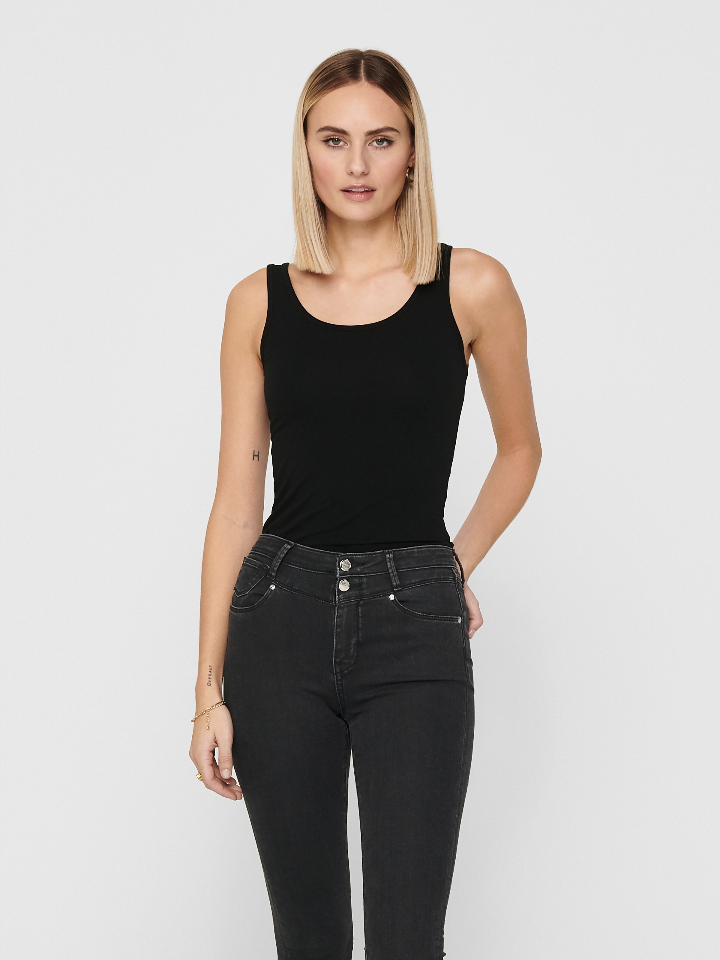 Image of ONLY Longtop "ONLLIVE – Tanktop mit figurbetontem Schnitt und Stretch" unifarben, modisch, sehr figurbetont, Baumwollmischung, Rundhals