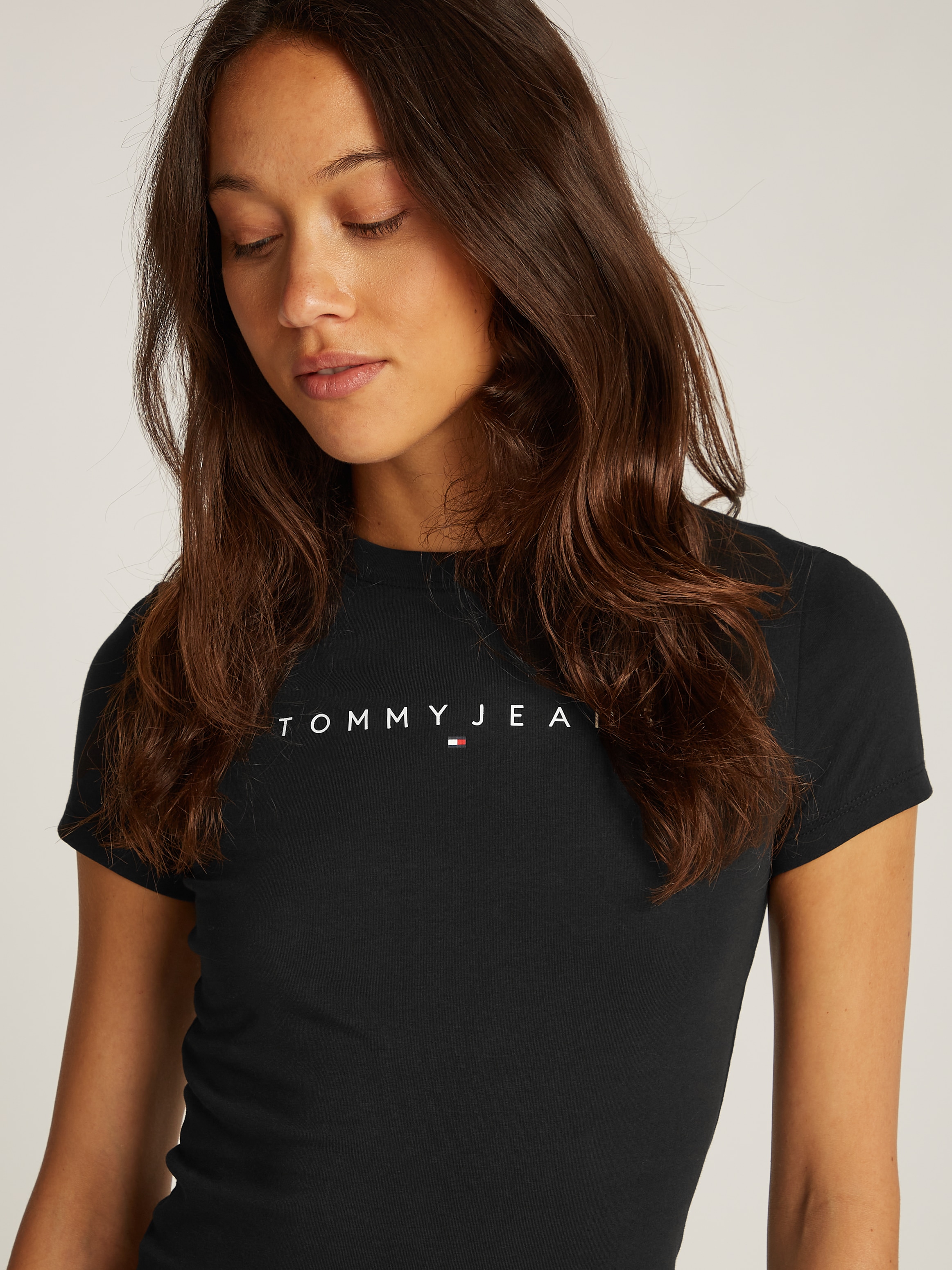 Tommy Jeans Curve T-Shirt »TJW SLIM LINEAR TEE EXT«, in Grosse Grössen