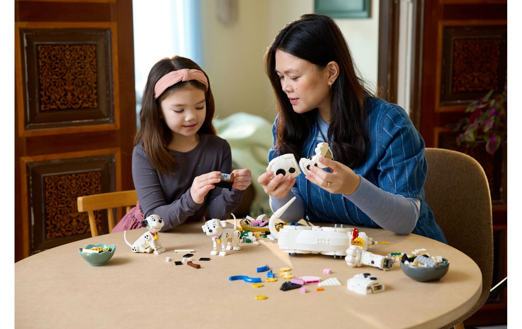 LEGO® Briques de jeu »Disney Die Welpen Lucky und Penny aus 101 Dalmatiner 43271«