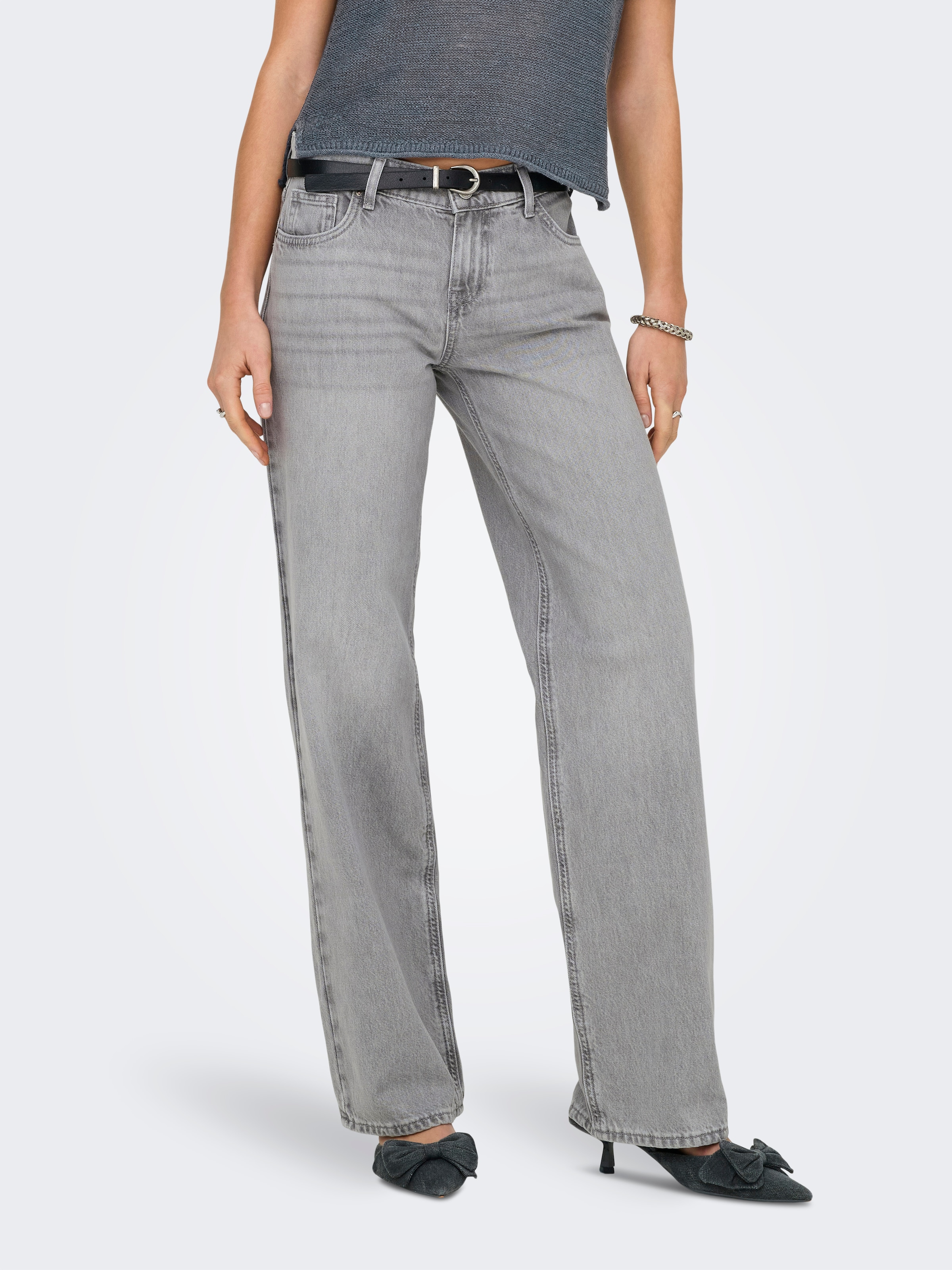 Image of ONLY Low-rise-Jeans "ONLBRENDA LOW WIDE DNM CRO117 NOOS"