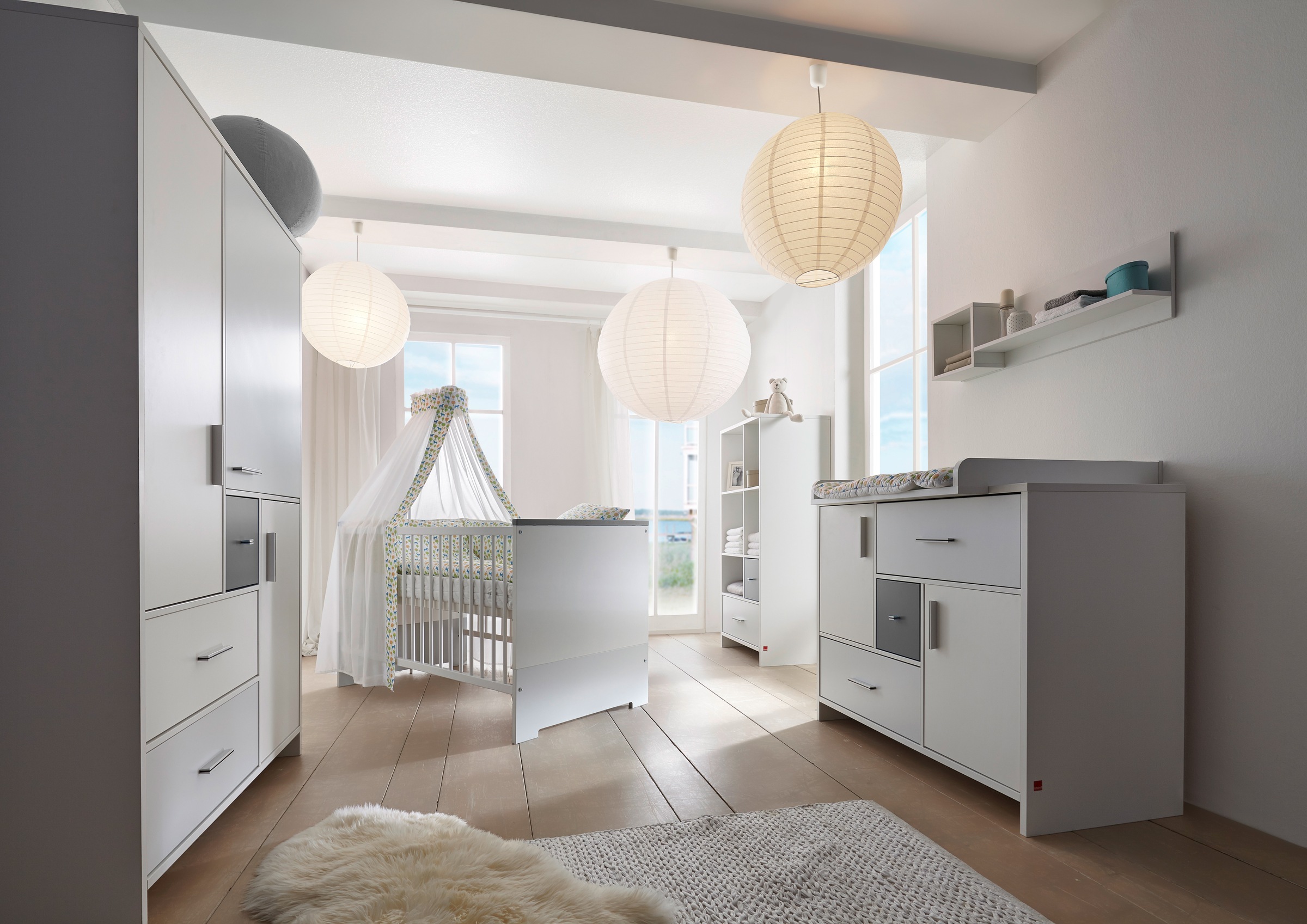 Image of Schardt Babyzimmer-Komplettset »Candy Grey«, (Set, 3 St., Kinderbett, Schrank, Wickelkommode), Made in Germany; mit Kinderbett, Schrank und Wickelkommode bei Ackermann Versand Schweiz