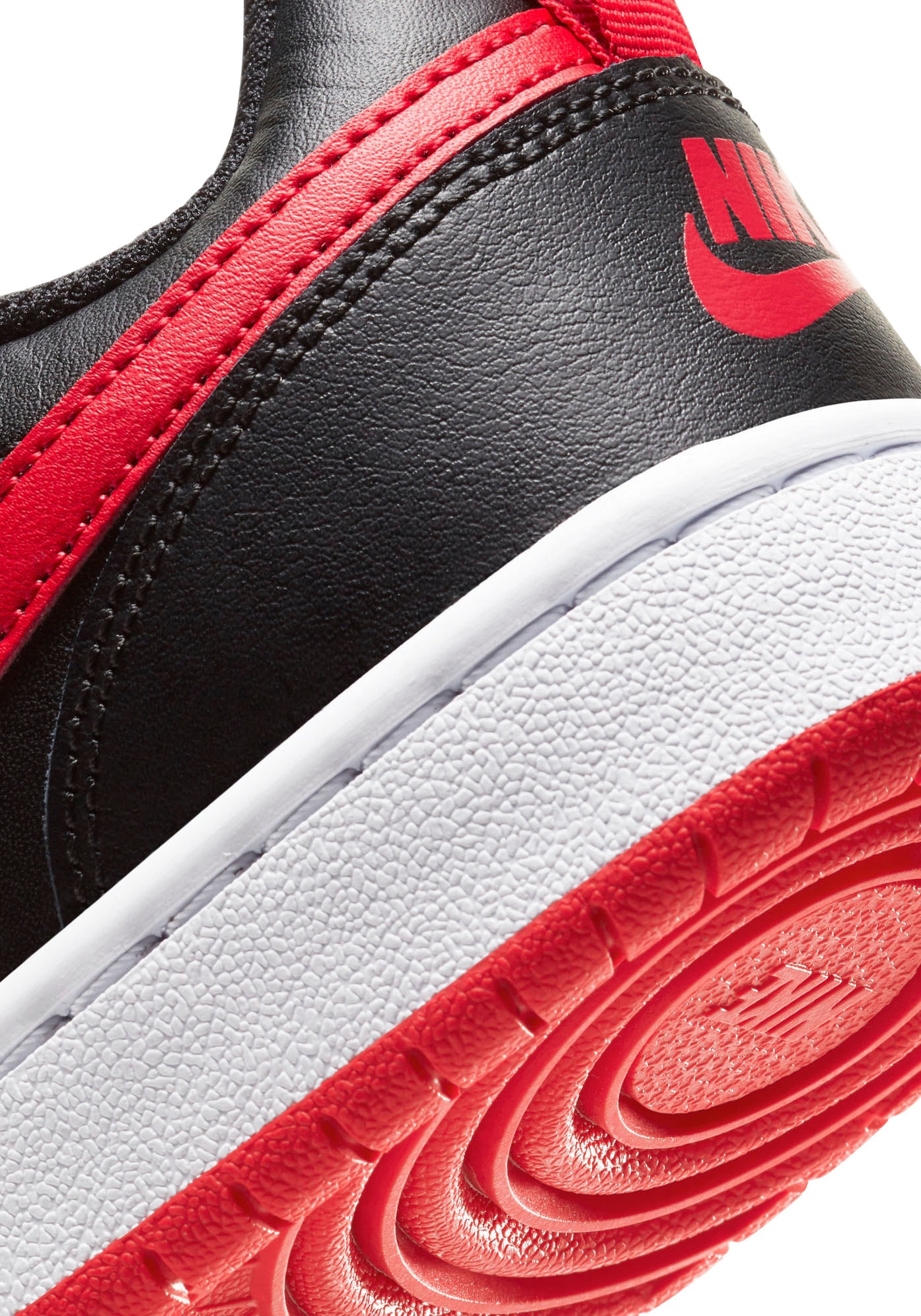 Nike Spuren 1 auf Sneaker den »Court 2«, Sportswear ohne Mindestbestellwert versandkostenfrei - Borough Design Low Force des shoppen Trendige Air