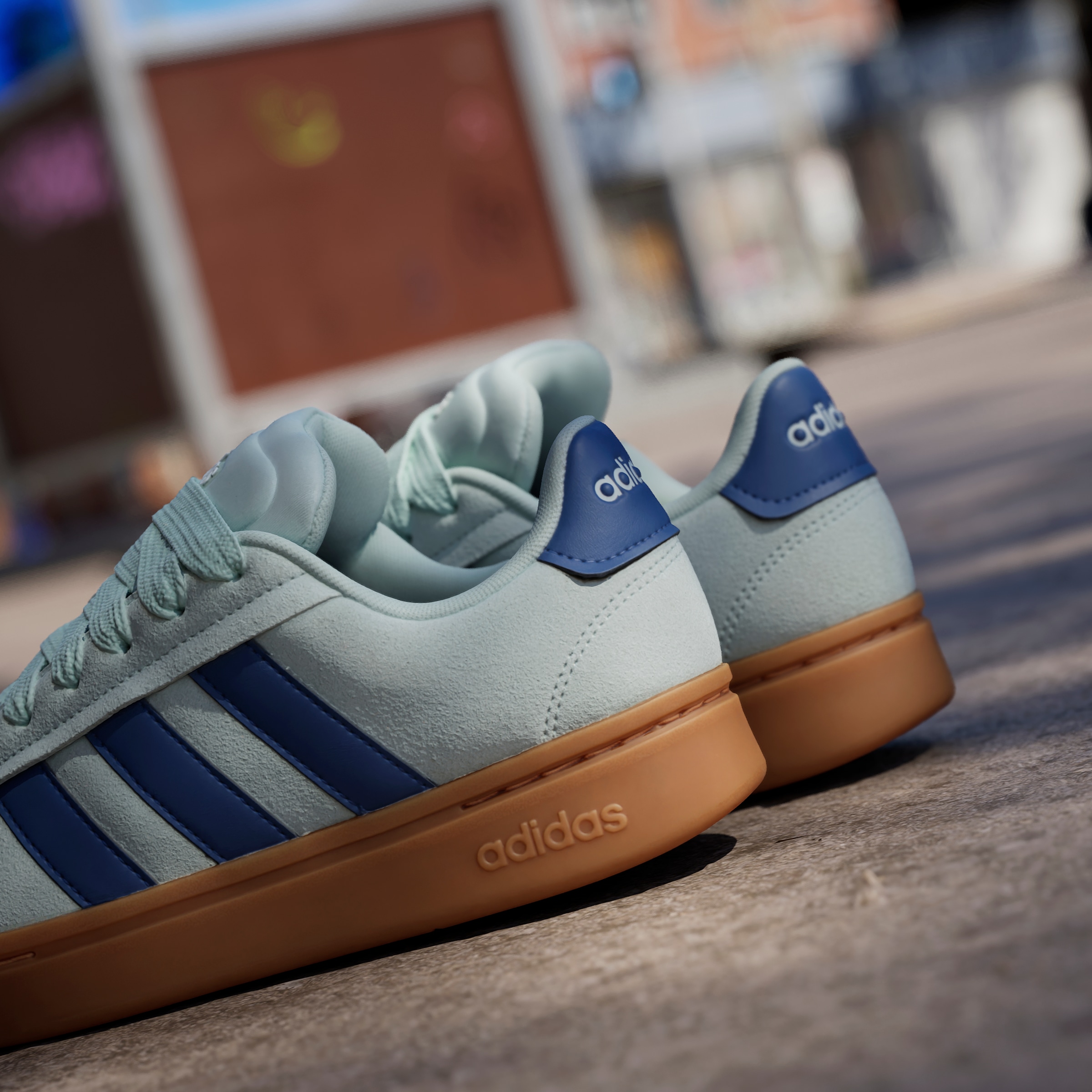 adidas Sportswear Sneaker »GRAND COURT ALPHA«, Design inspiriert vom adidas Campus 00