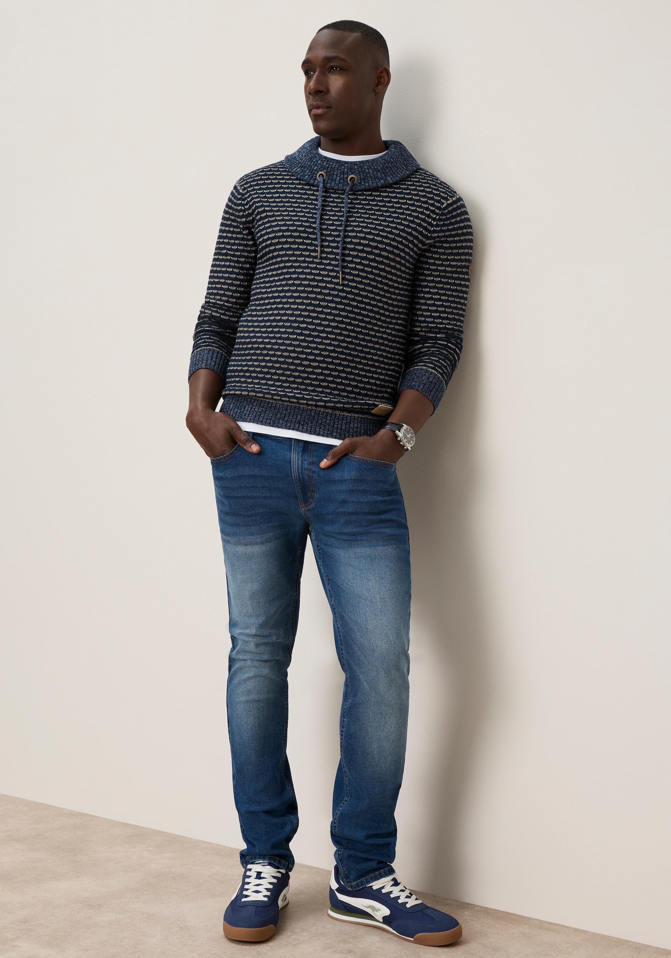 KangaROOS Rollkragenpullover aus Strick, mit Rollkragen und Kordelzügen, Langarm, Regular Fit