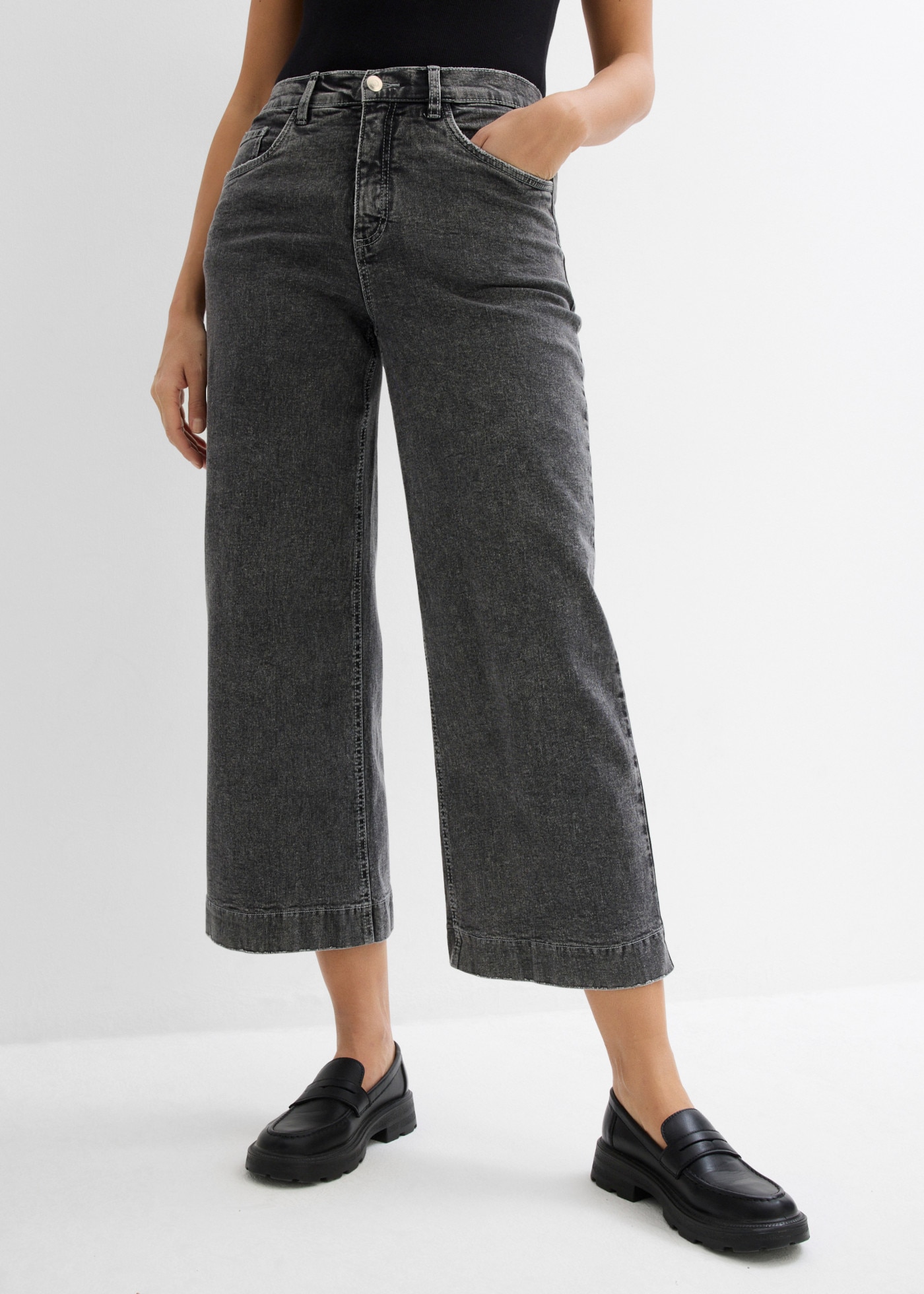 Image of bonprix 7/8-Jeans verkürztes 7/8-Design, weites Bein, Loose Fit, mit Elasthan-Anteil