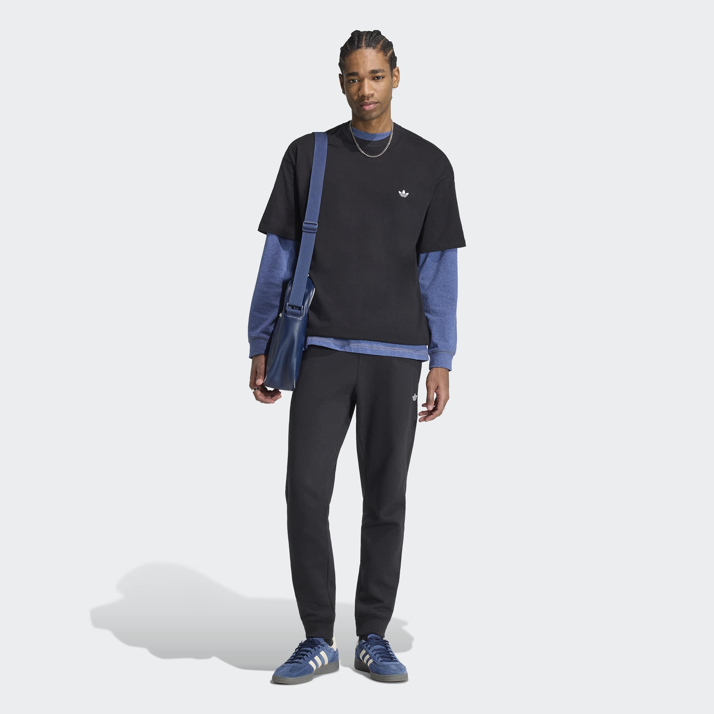 adidas Originals T-Shirt »TREFOIL ESSENTIALS, LOCKER GESCHNITTEN« für Erwachsene, mit Rundhalsausschnitt, ohne Verschluss, aus Baumwolle