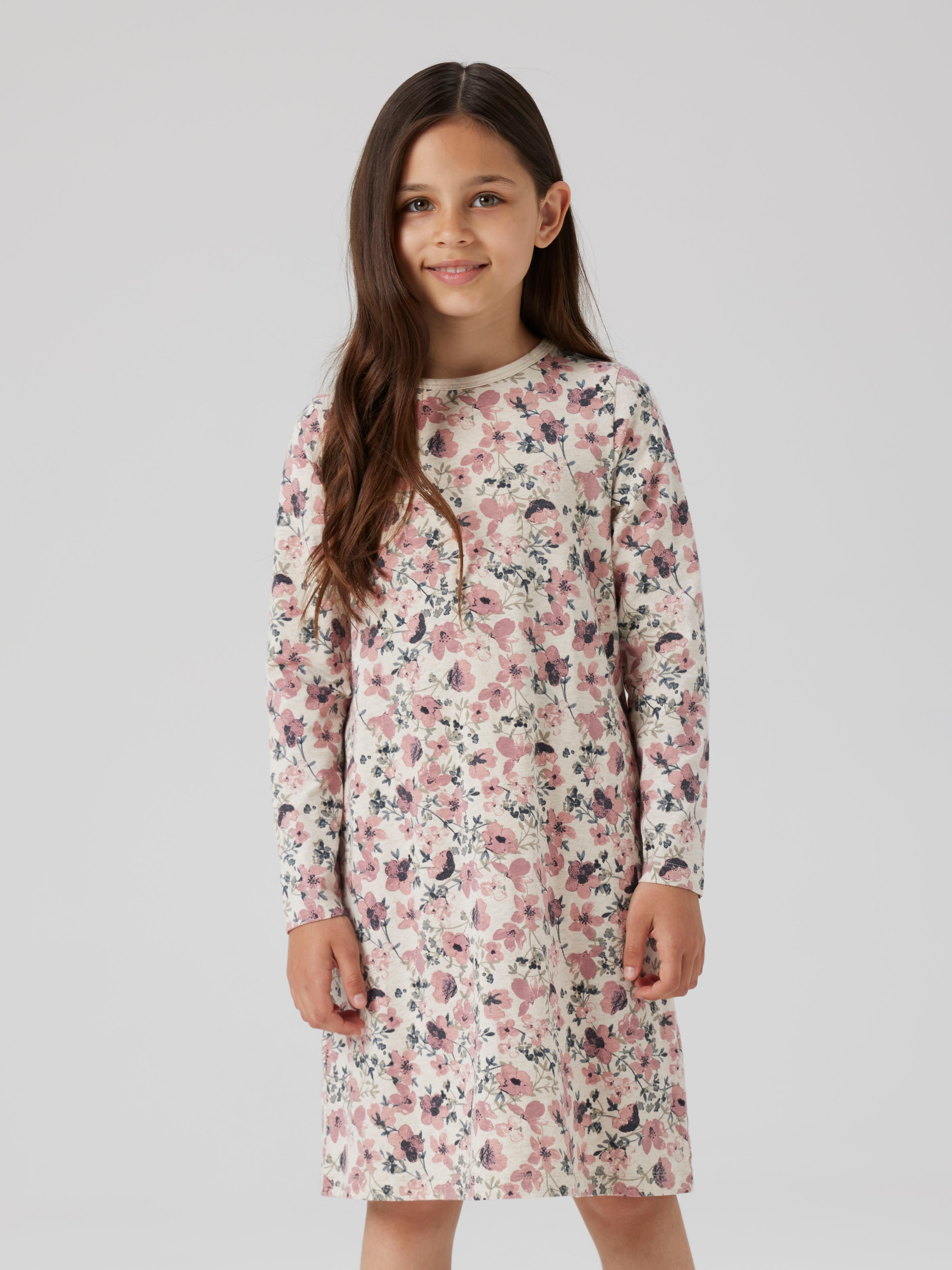 Image of Name It Nachthemd "NKFNIGHTGOWN LS NOSTALGIA FLOWER NOOS" aus Baumwollmischung, Relaxed Fit, elastisches Jersey-Material