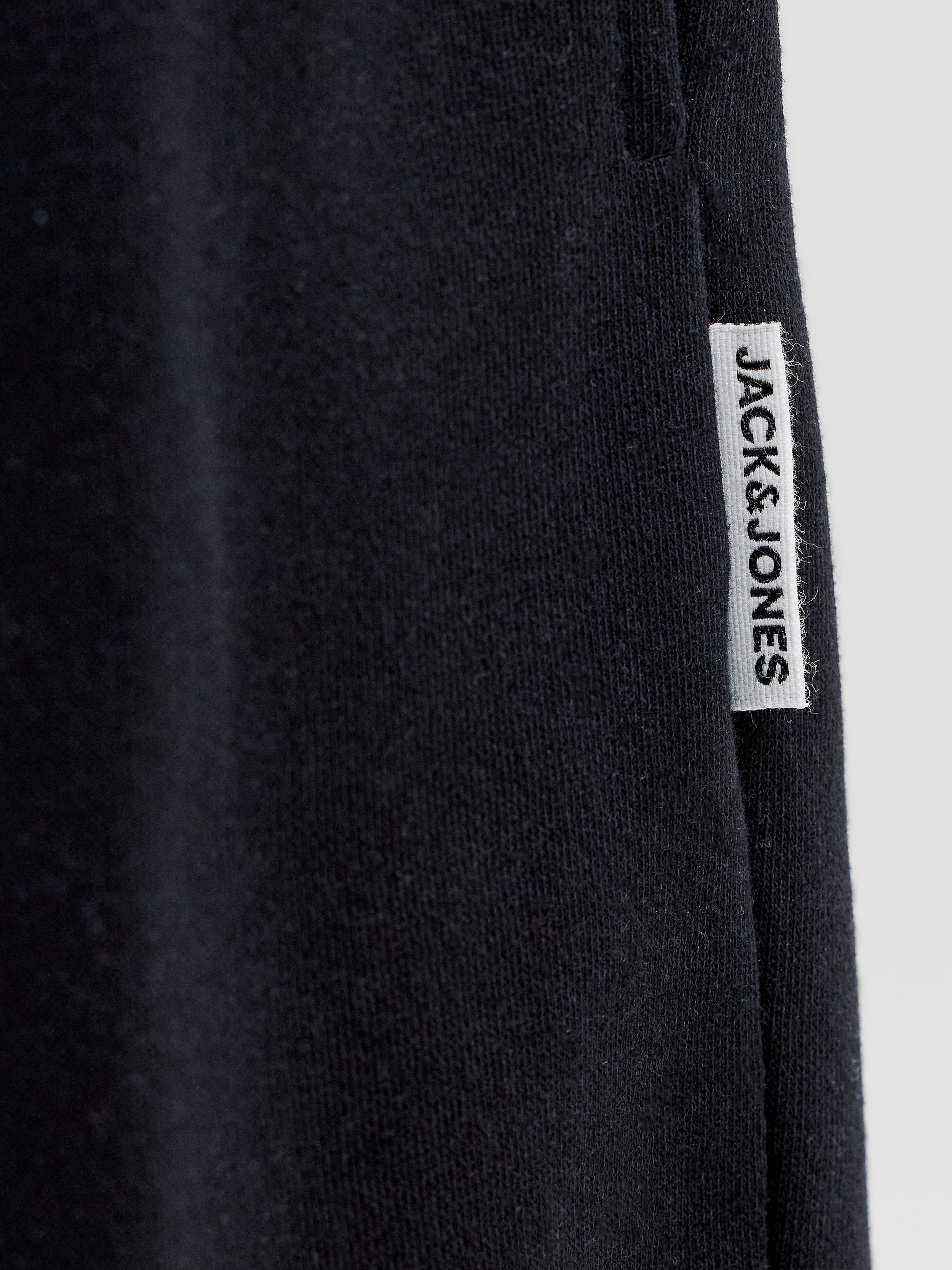 Jack & Jones Sweatshorts »JPSTKARL BRADLEY PINTUCK SHORT STYD SS26«  mélange de matériaux, coupe décontractée