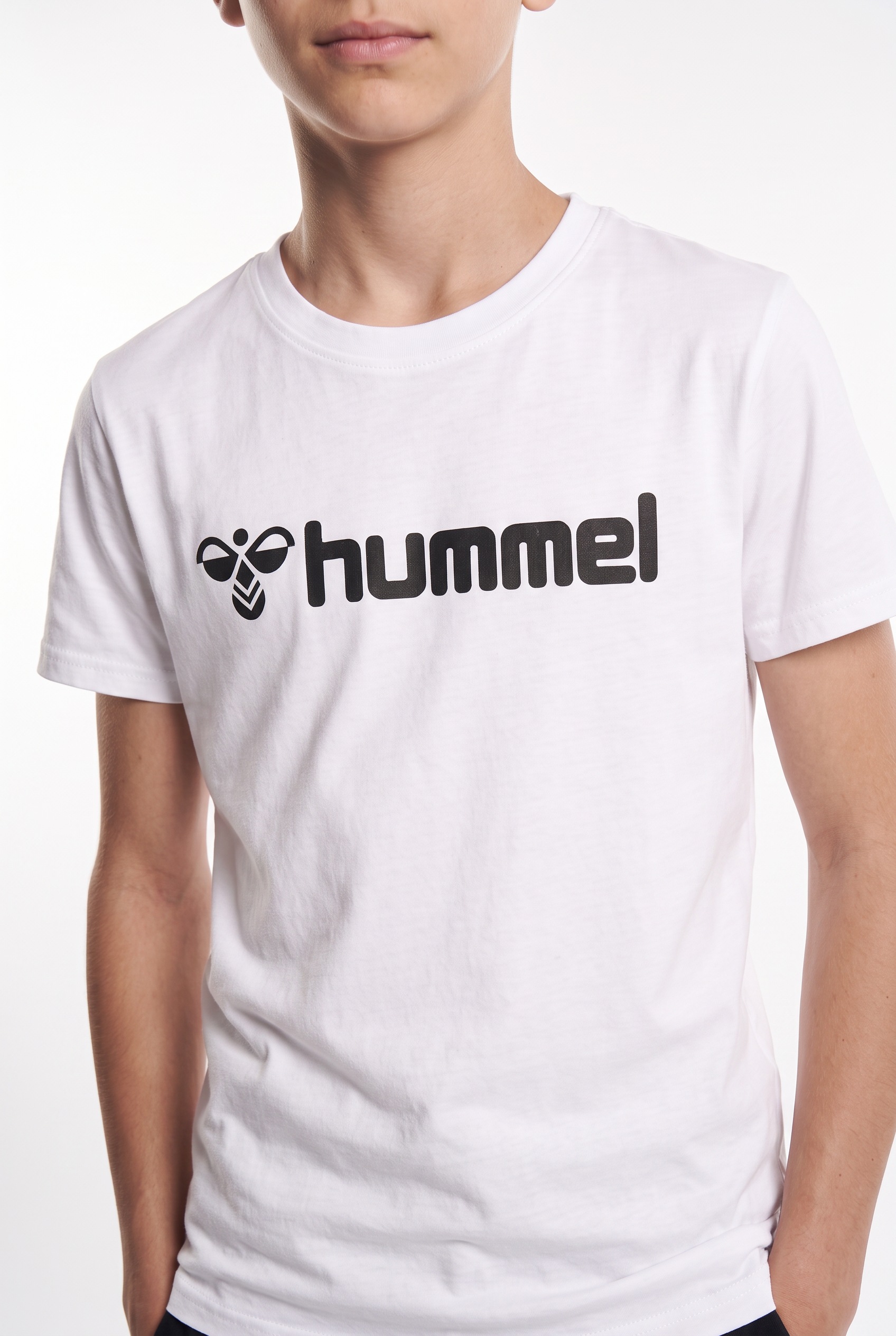 hummel T-shirt »HMLGO 2.0 LOGO T-SHIRT S/S KIDS« pour enfants et adolescents, manches courtes, avec col rond