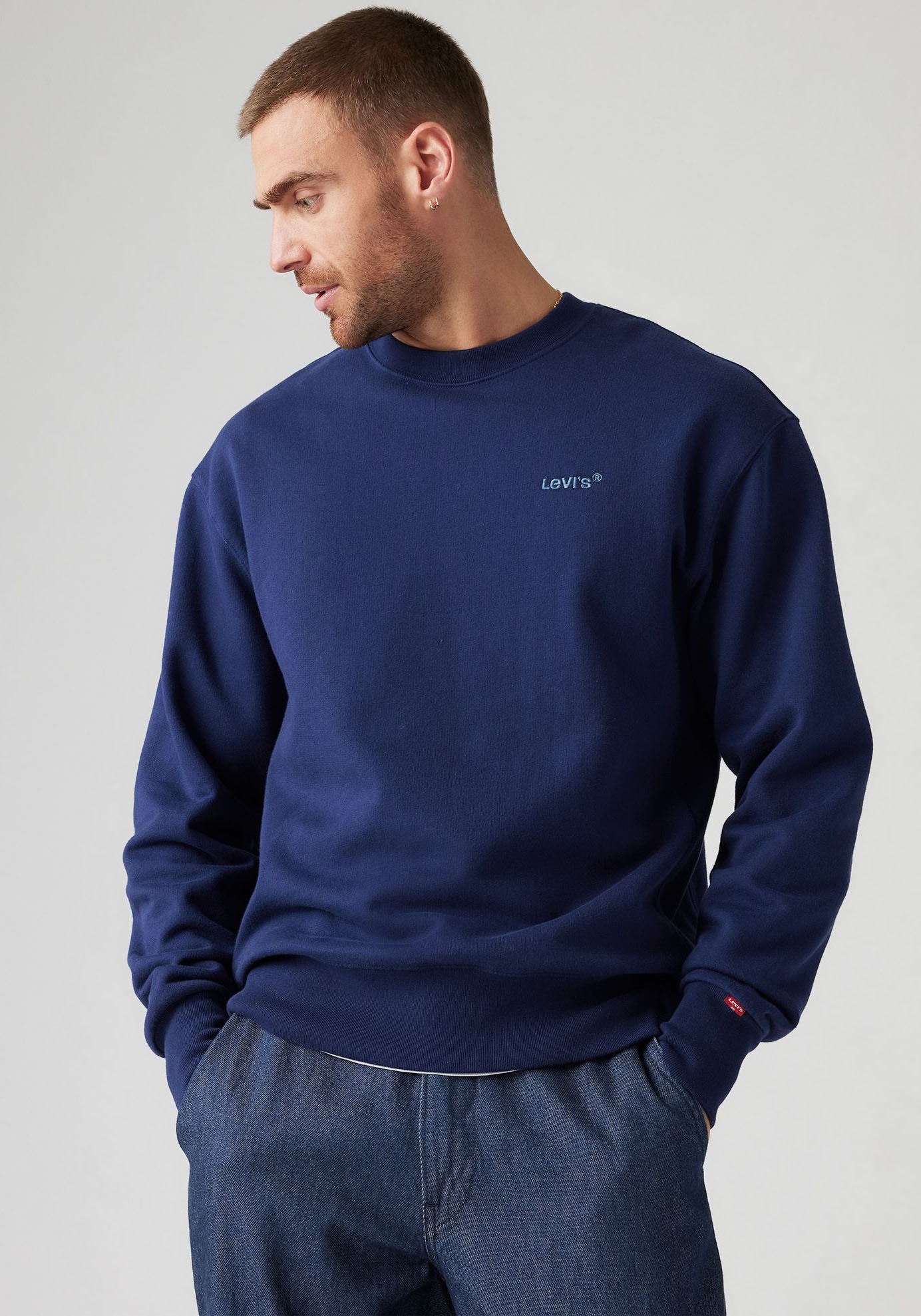 Levi's® Sweatshirt »AUTHENTIC CREW«, mit Logostickerei