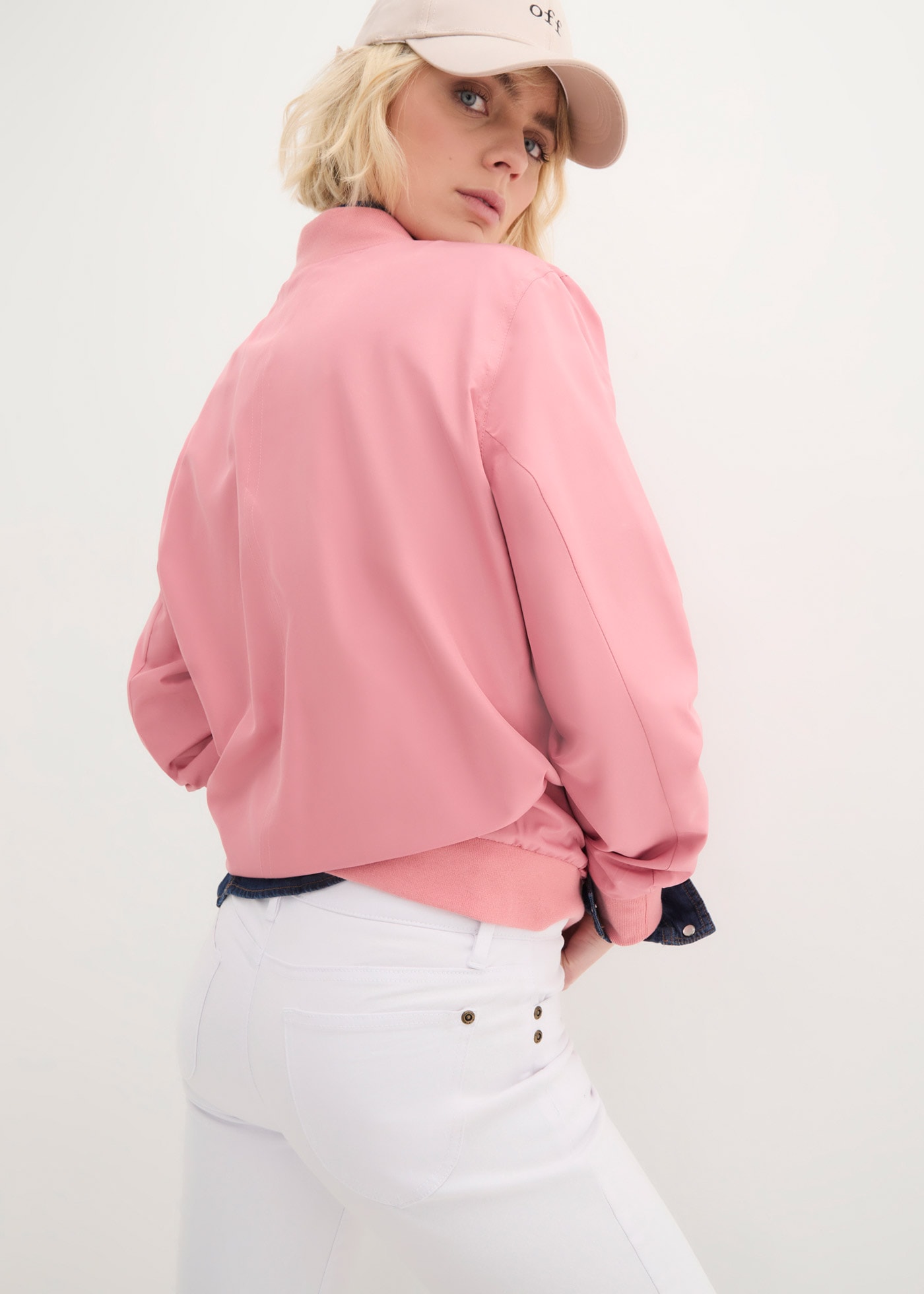 bonprix Straight-Jeans »Straight Jeans Mid Waist, Stretch« Regular Fit, mit Aufschlag, im Five-Pocket-Style