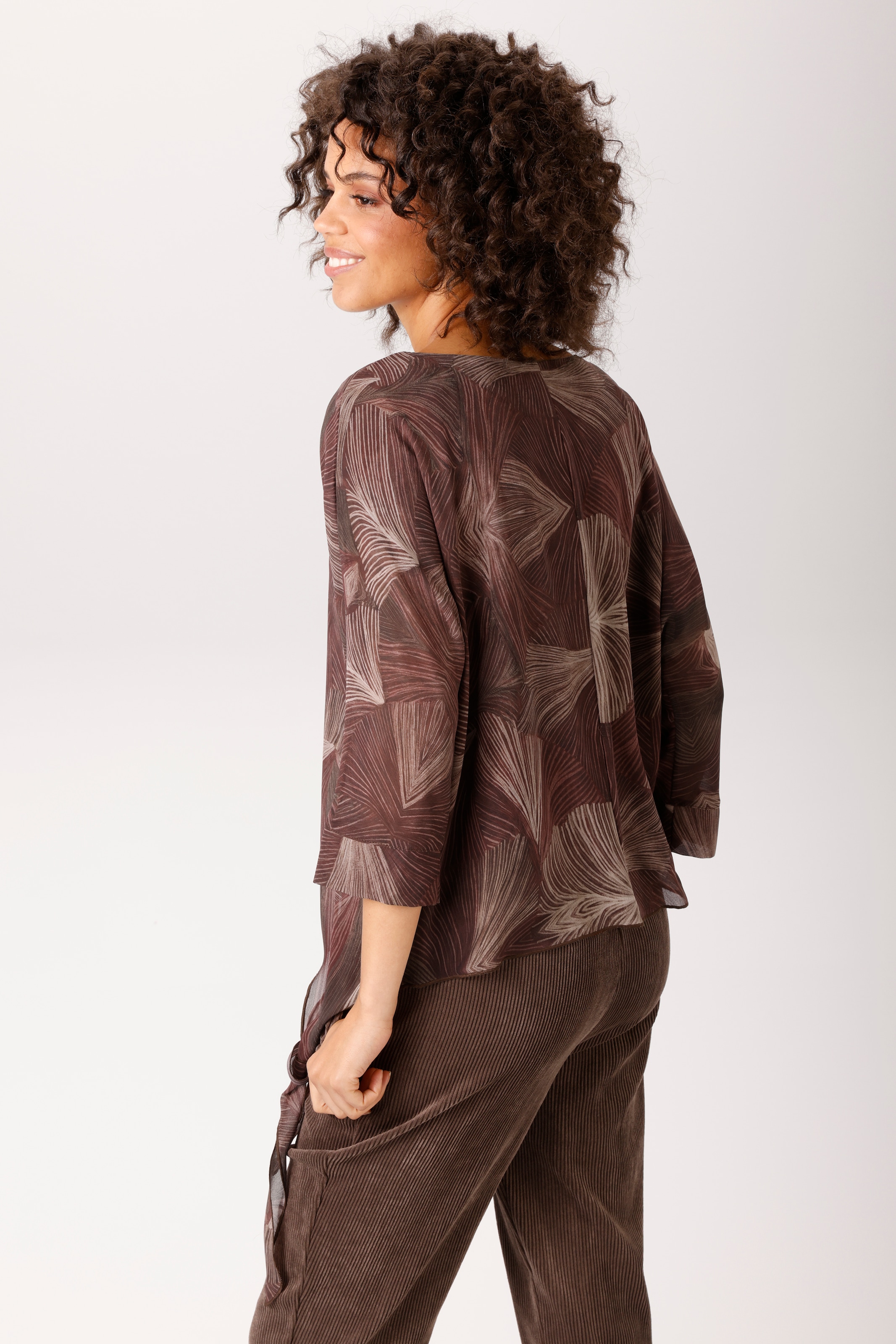 Aniston CASUAL Blouse à enfiler avec grand motif graphique - NOUVELLE COLLECTION