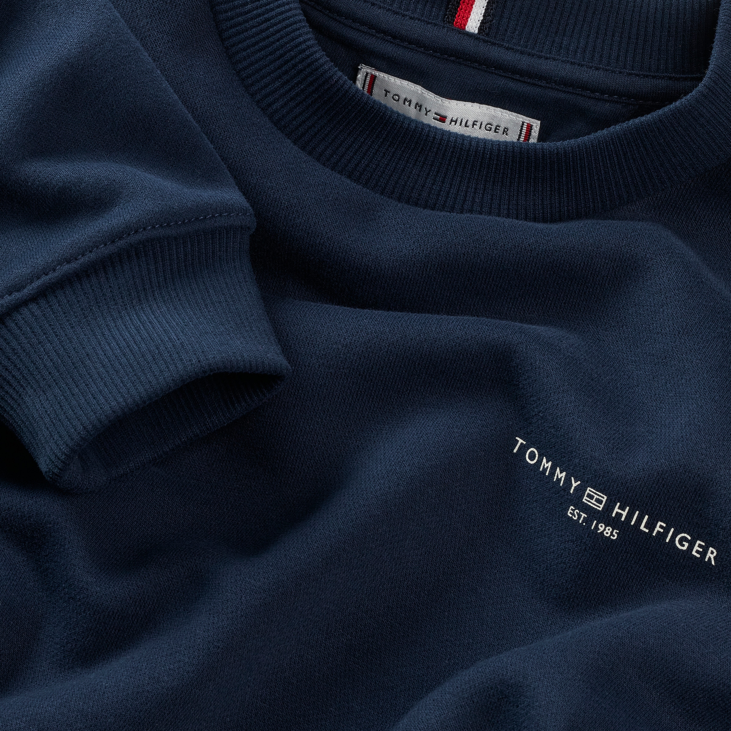 Tommy Hilfiger Sweatshirt »MINI CORP C-NECK SWEATSHIRT«, für Kinder bis 16 Jahre, mit Logo-Stickerei