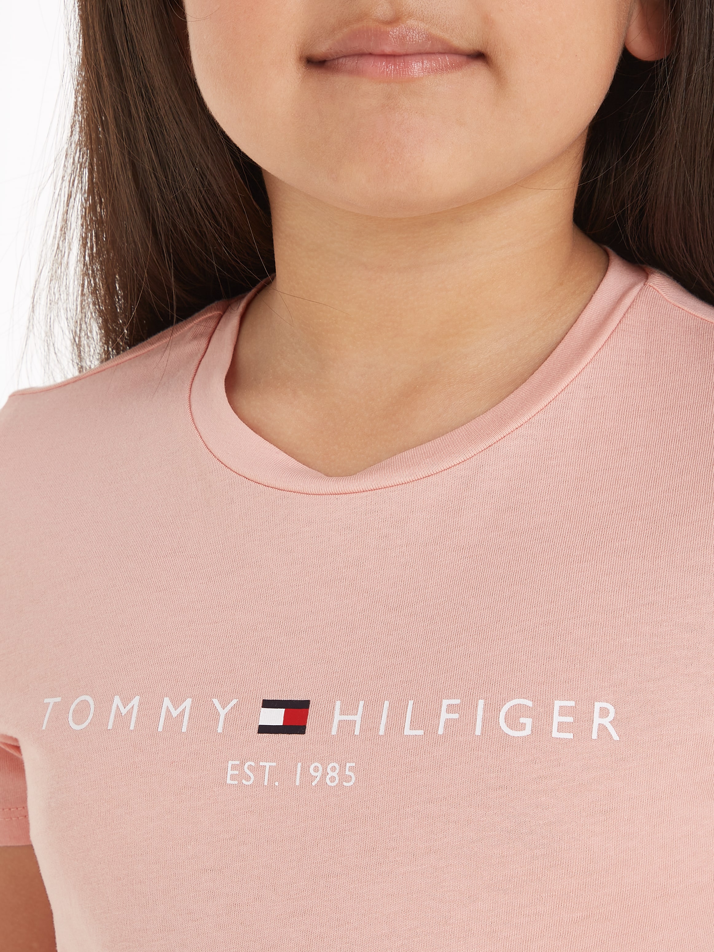 Tommy Hilfiger Kurzarmshirt »ESSENTIAL TEE S/S«, mit Tommy Hilfger Markenlabel