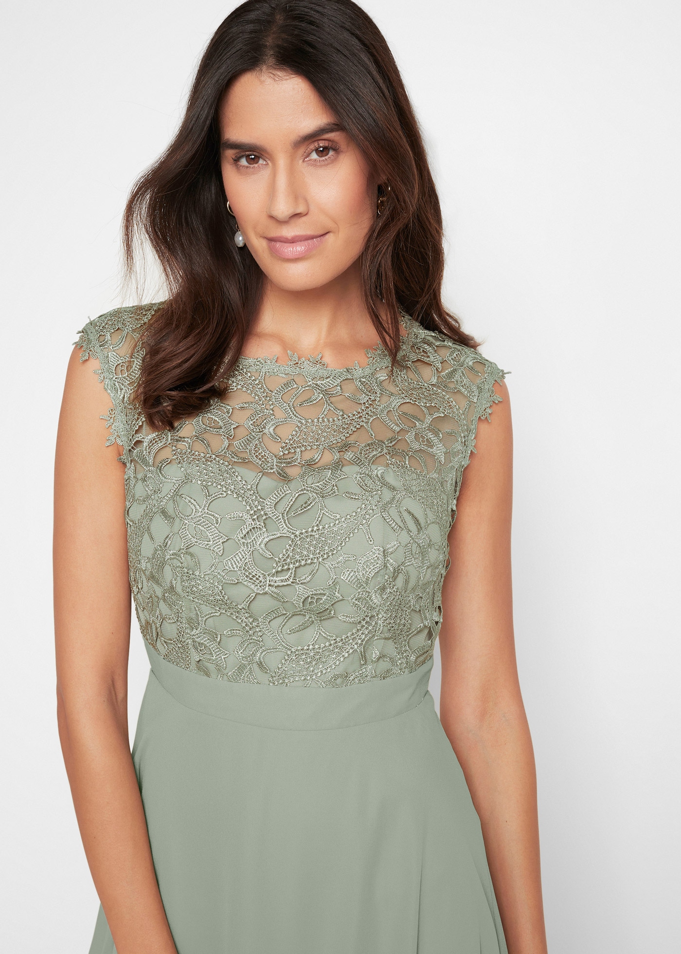 bonprix Minikleid »Minikleid mit Spitze« 1 tlg. für besondere Anlässe, aus Polyester, taillierte Passform