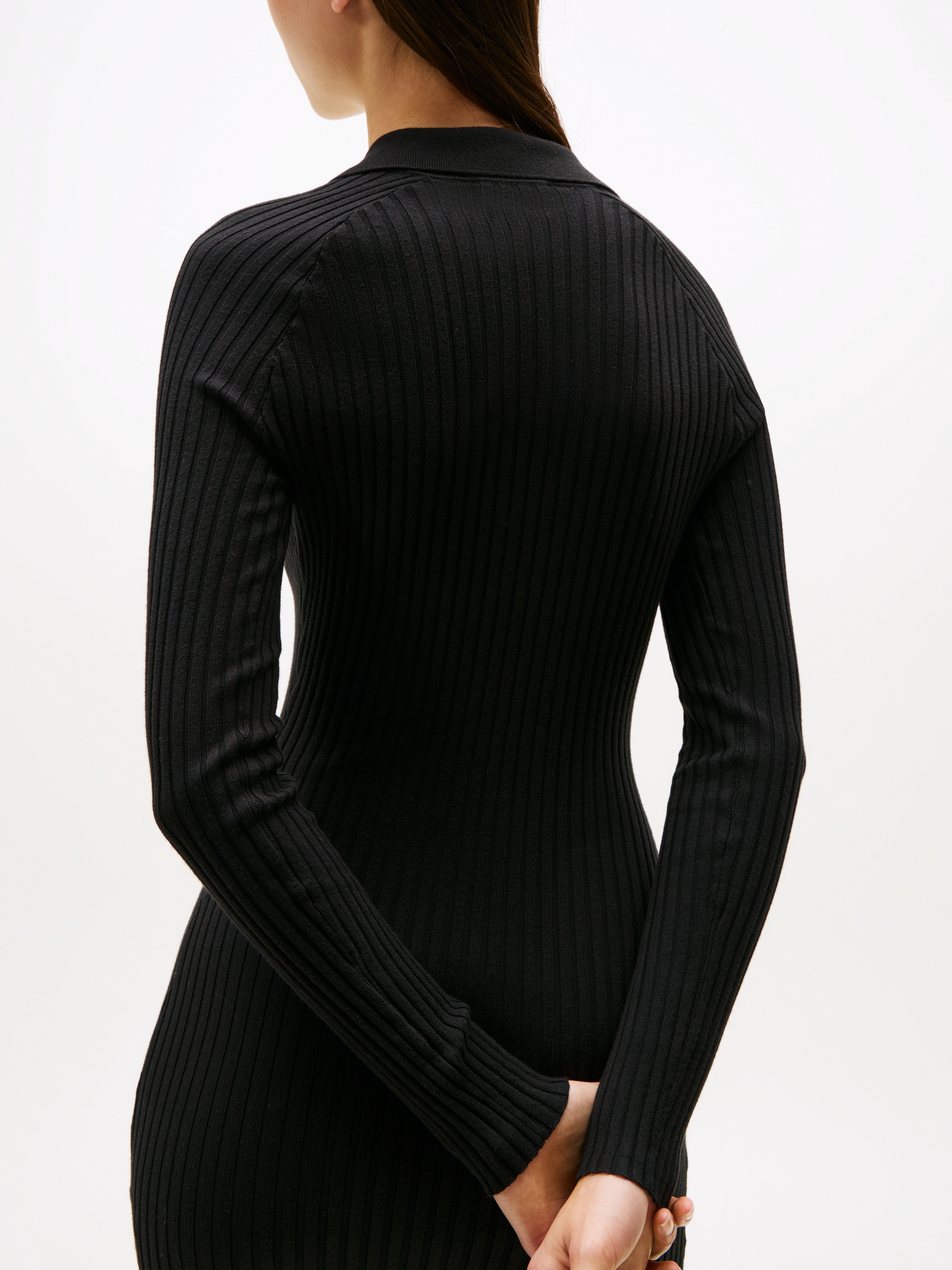 Tommy Jeans Robe en sweat »TJW COLLAR BADGE SWEATER DRESS«